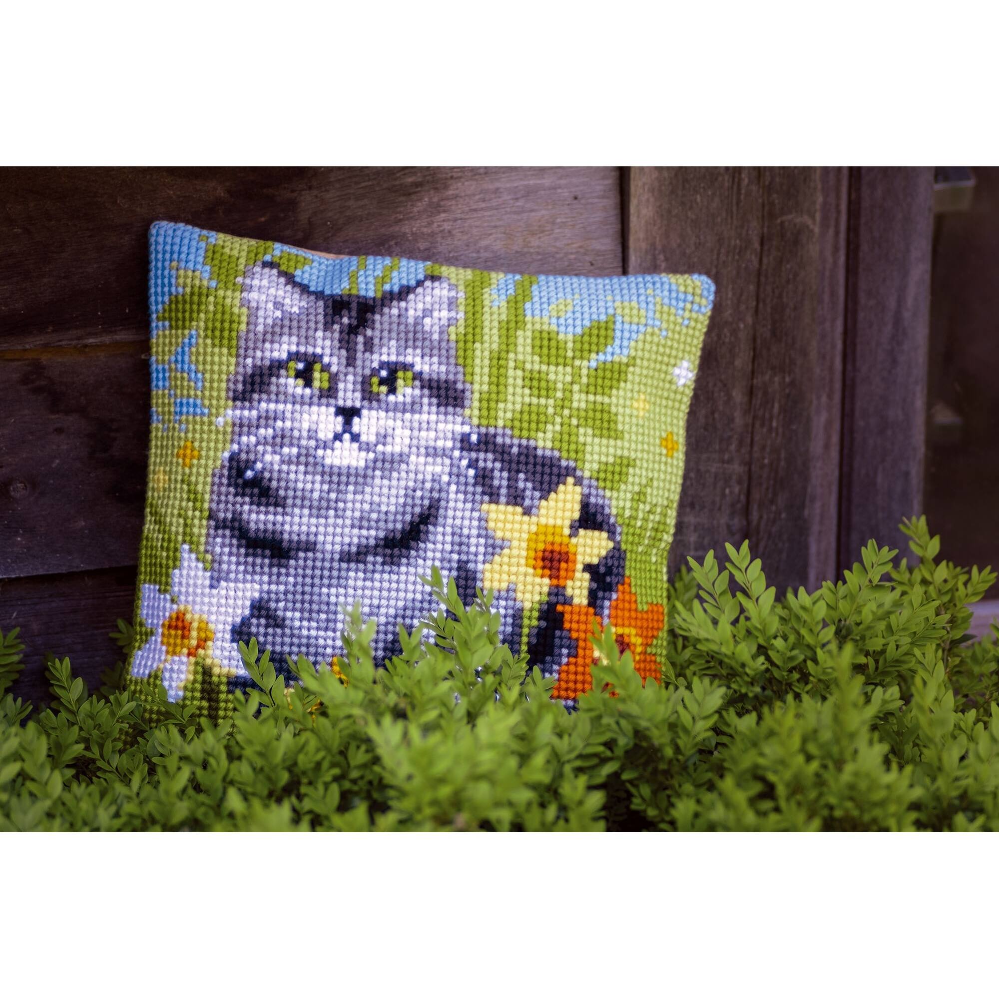 Cat Vervaco PN-0157982 Cross Stitch Cushion Front Kit 
