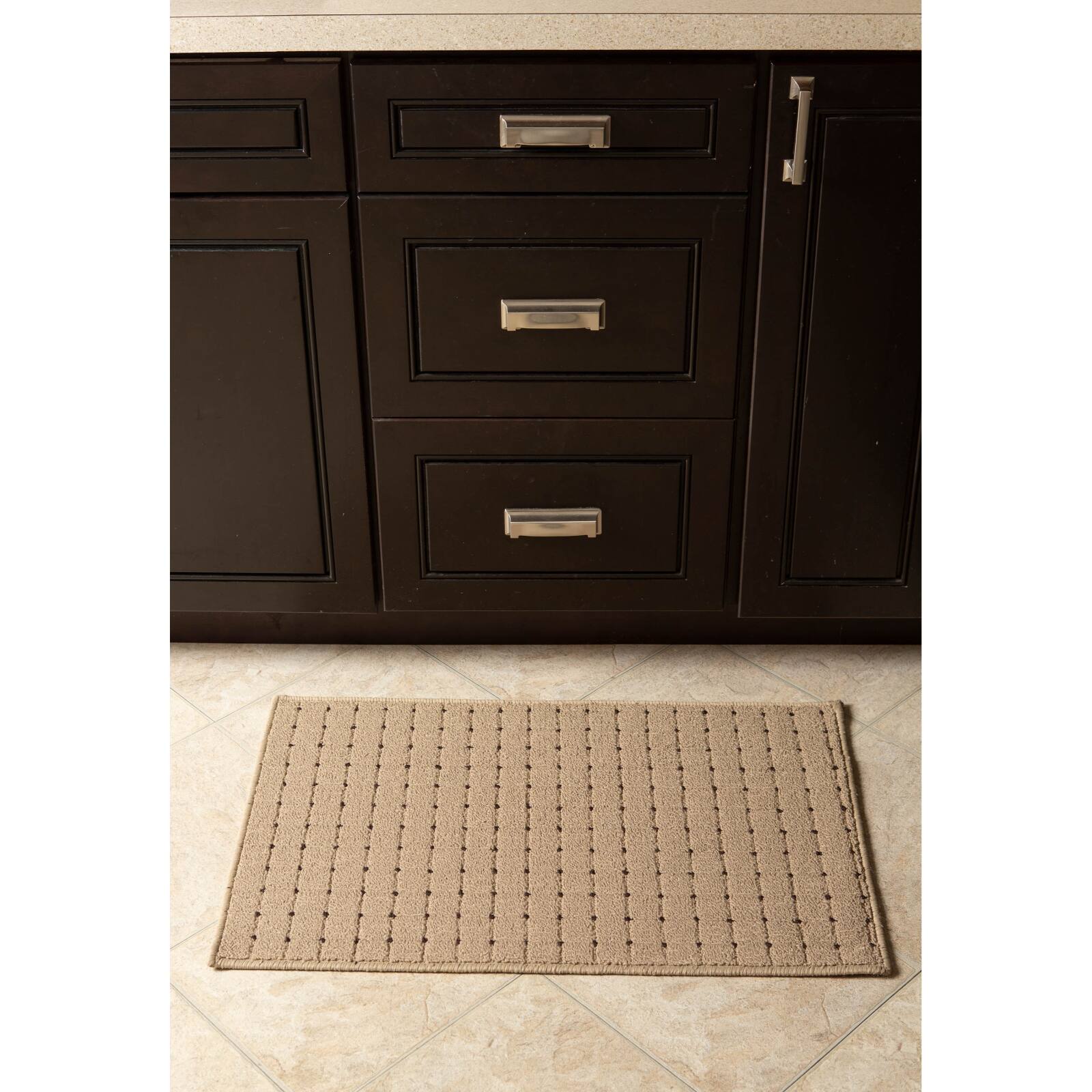 DII&#xAE; Graphic Printed Nylon Rug