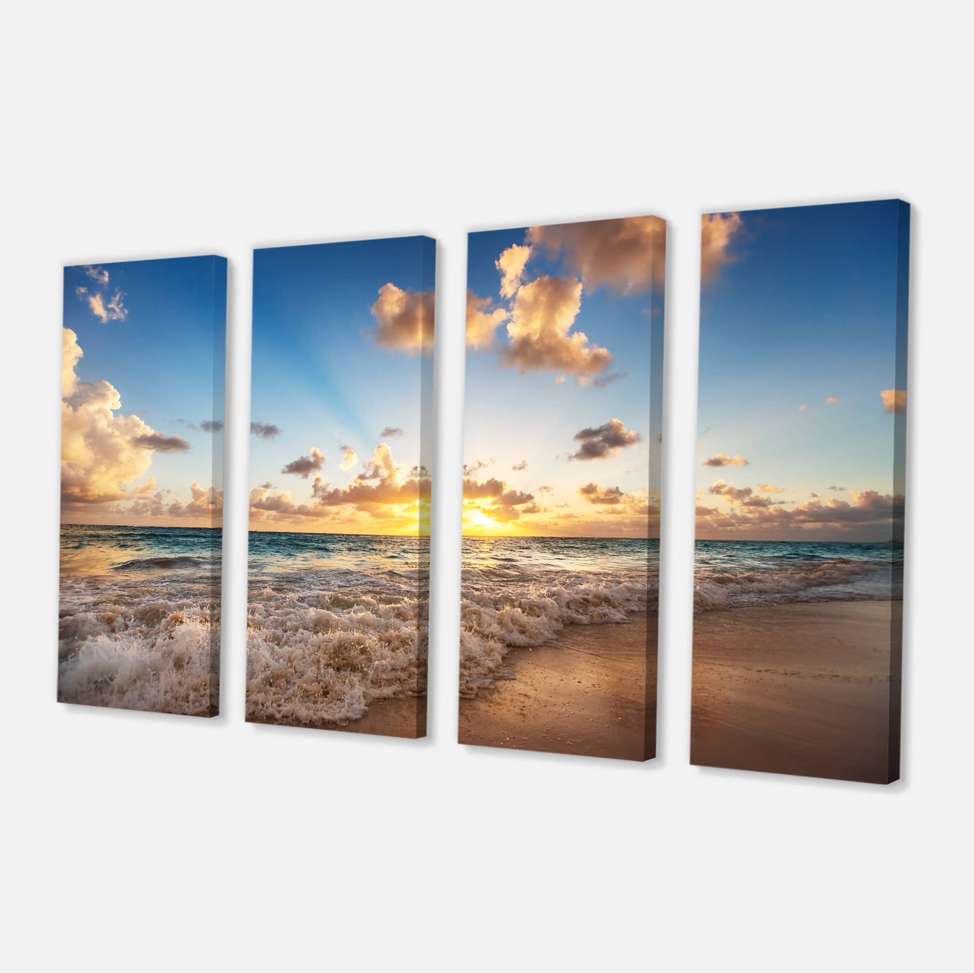 Designart - Sunrise on Beach of Caribbean Sea - Large Seashore Canvas Art Print
