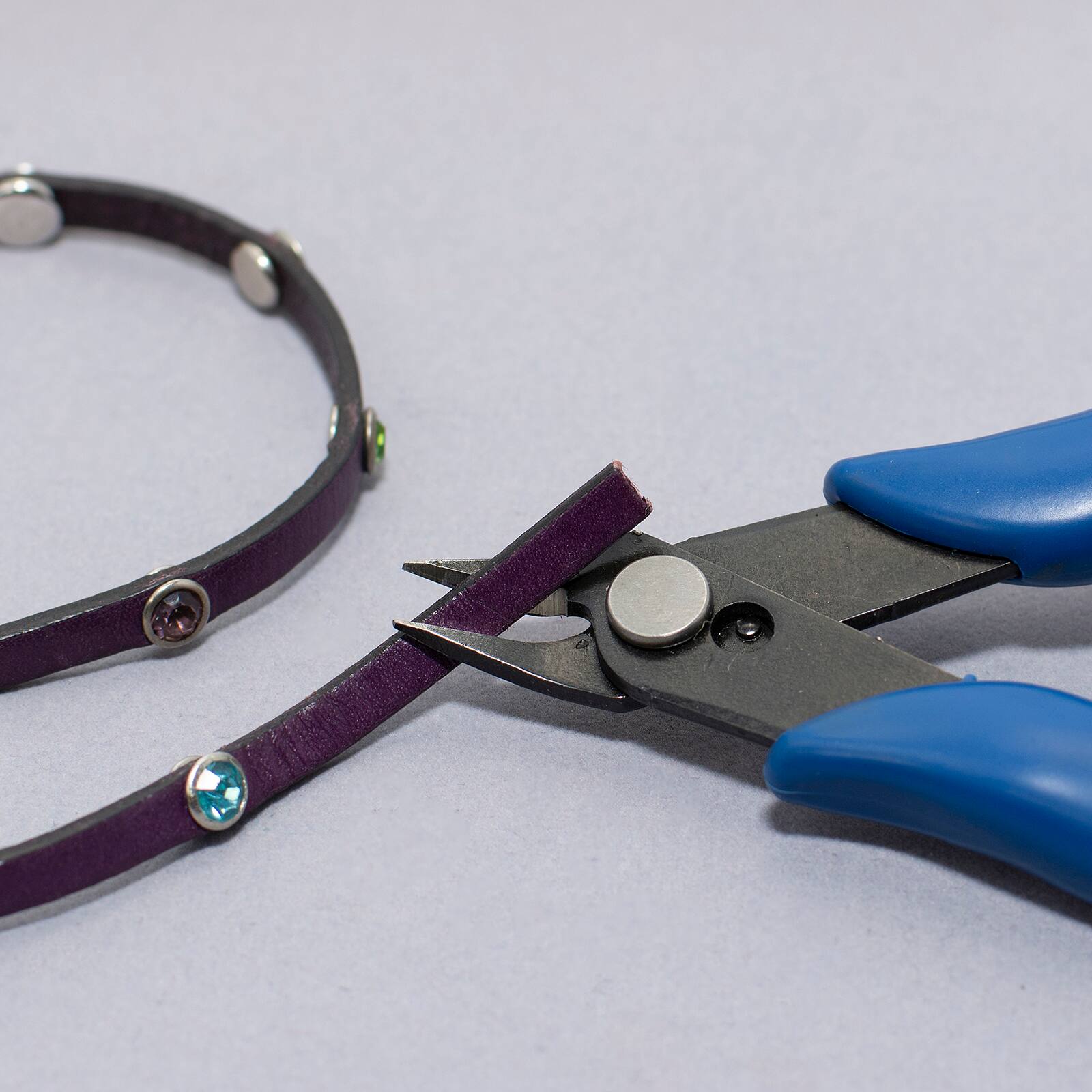 The Beadsmith® Knot Cutter