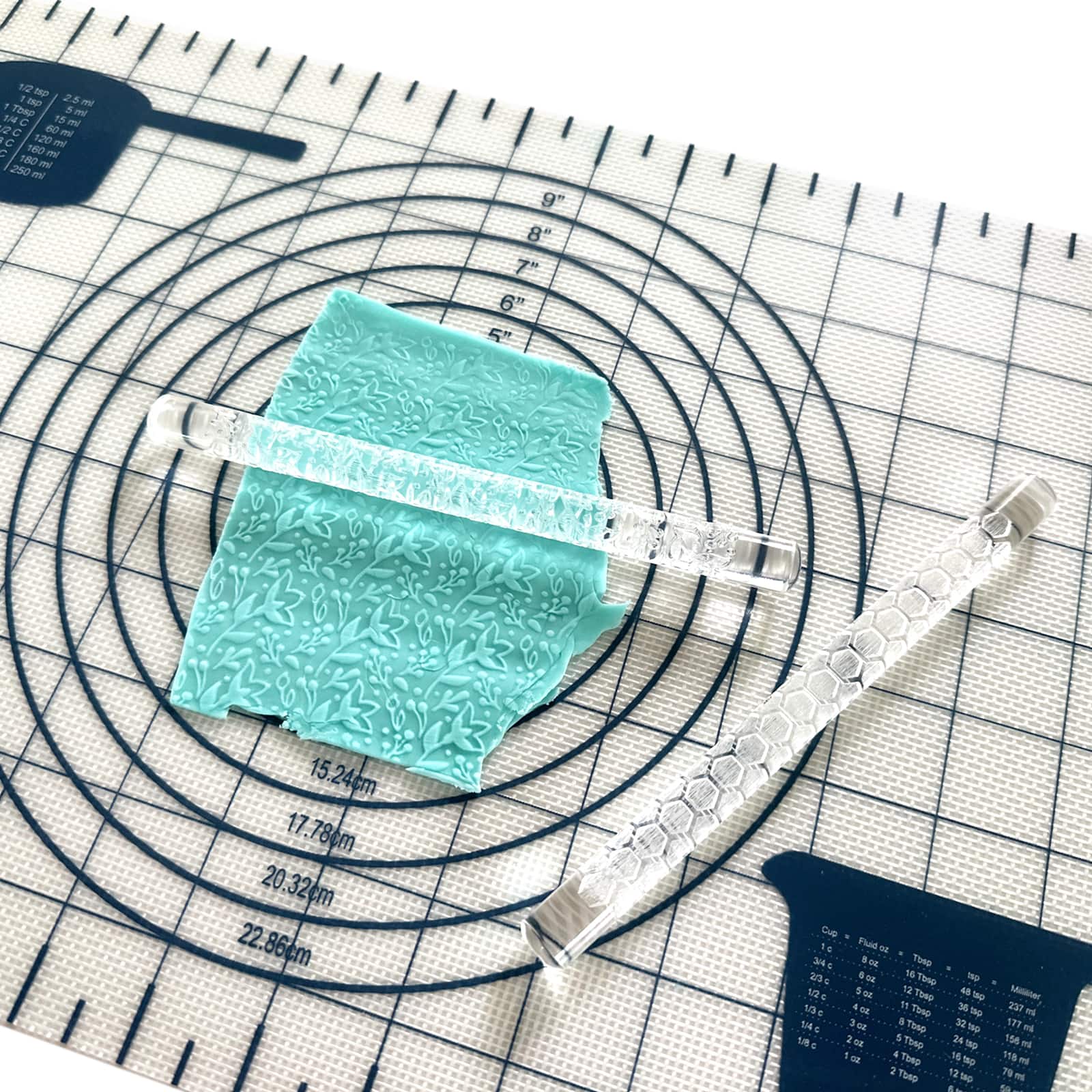 Honeycomb &#x26; Floral Decorative Acrylic Roller Set by Makery&#x2122;