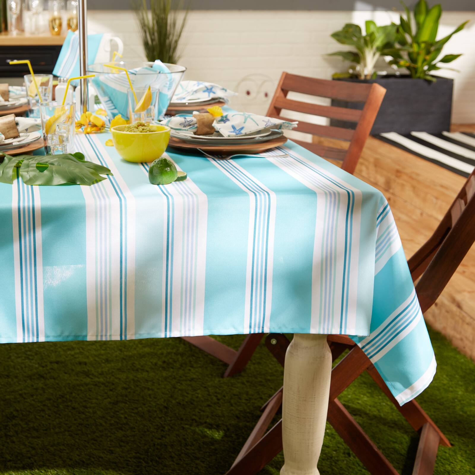 Beach House Stripe Print Outdoor Tablecloth With Zipper 60&#x22; x 84&#x22;