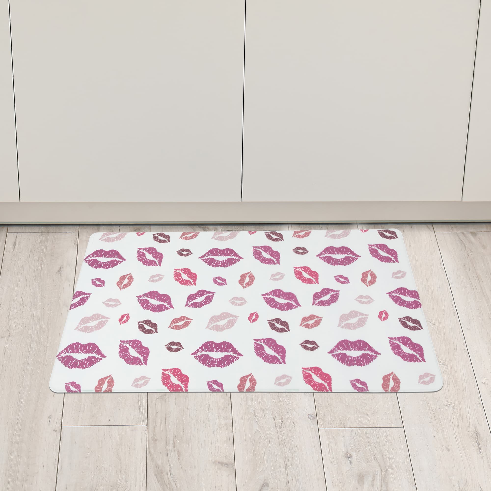 29.5&#x22; Lips Valentine&#x27;s Day Kitchen Comfort Mat