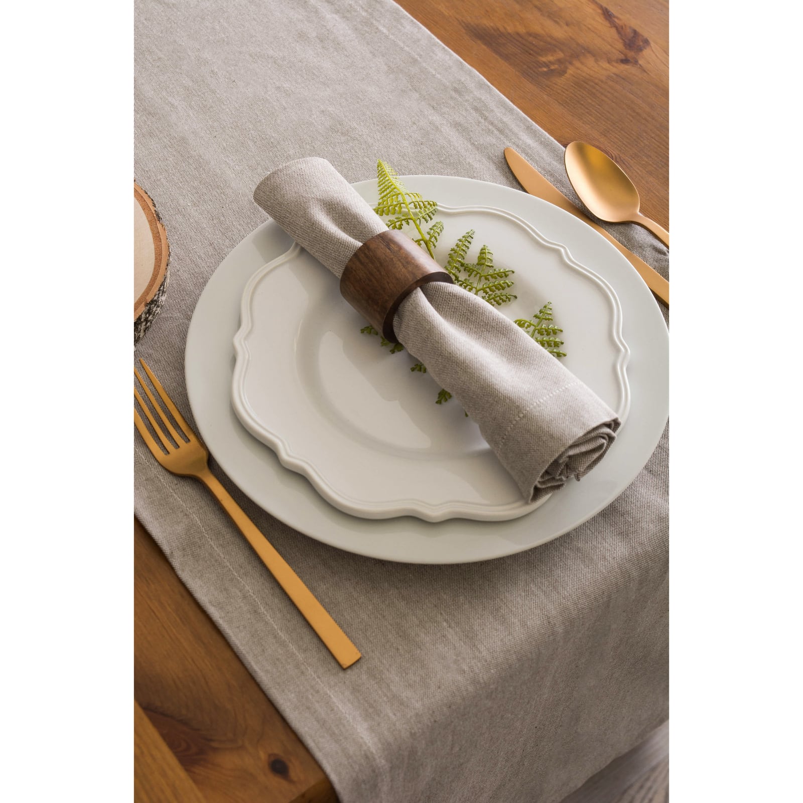 DII&#xAE; 108&#x22; Solid Chambray Table Runner