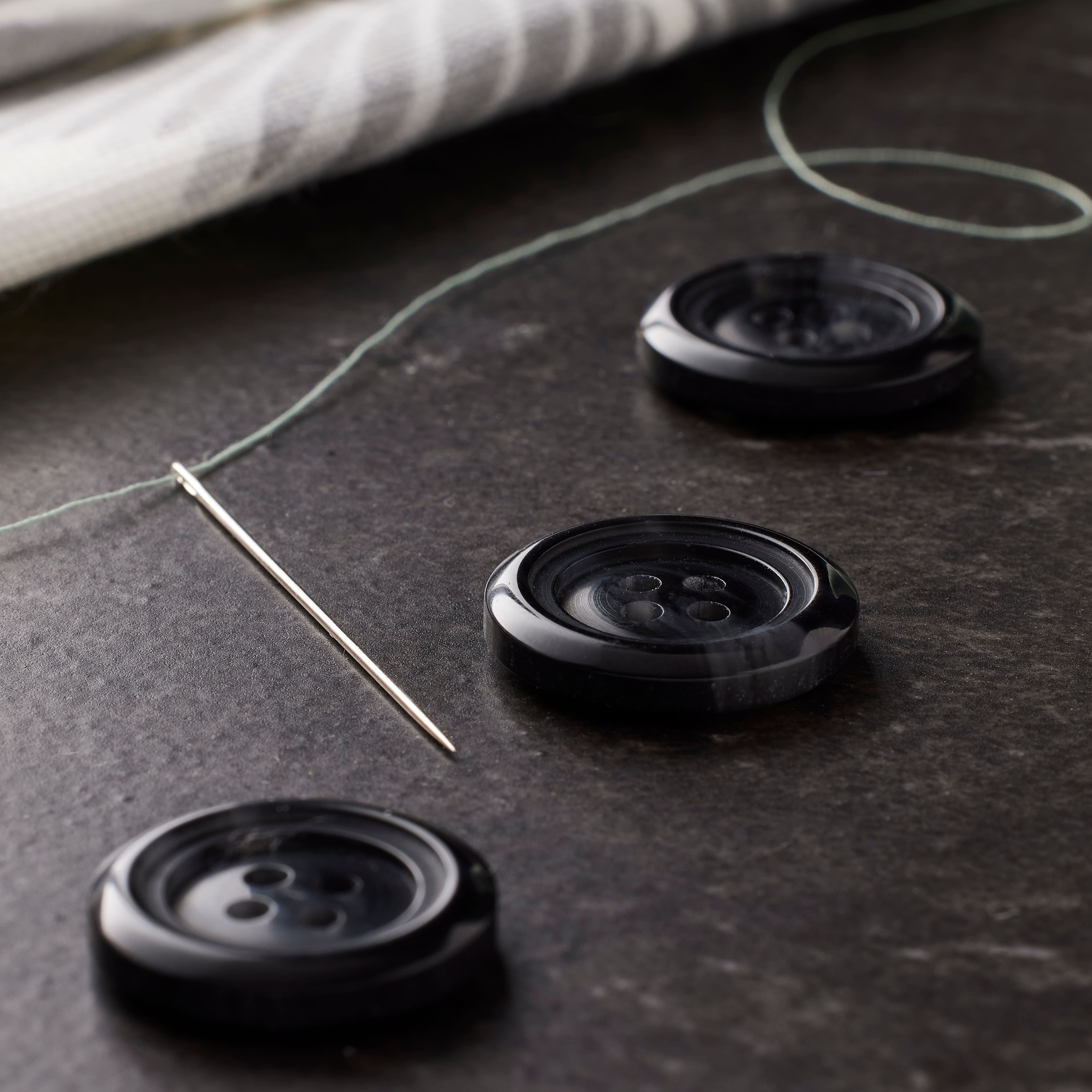 3/4" Black Buttons