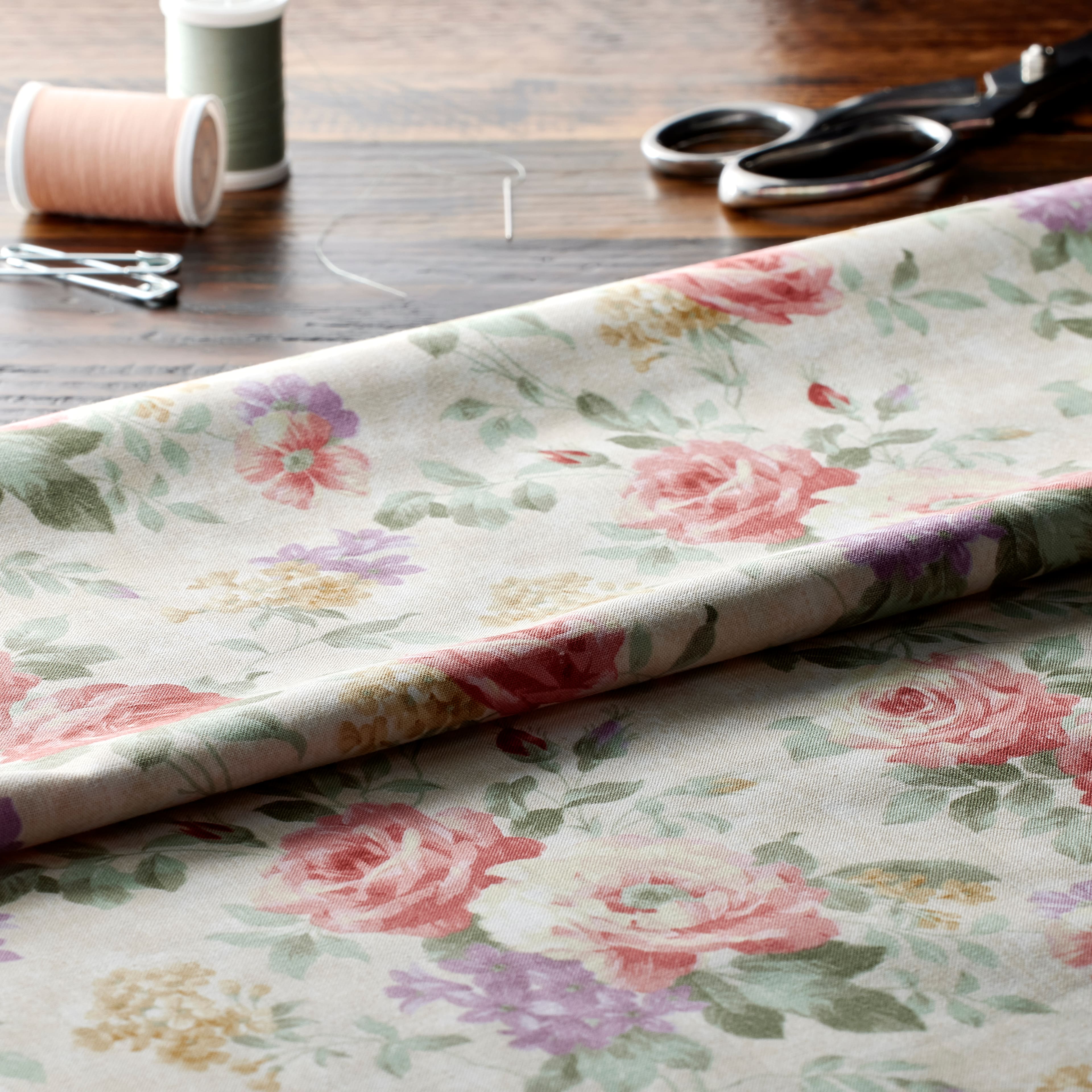 Darice&#xAE; Cream Rose Floral Cotton Fabric