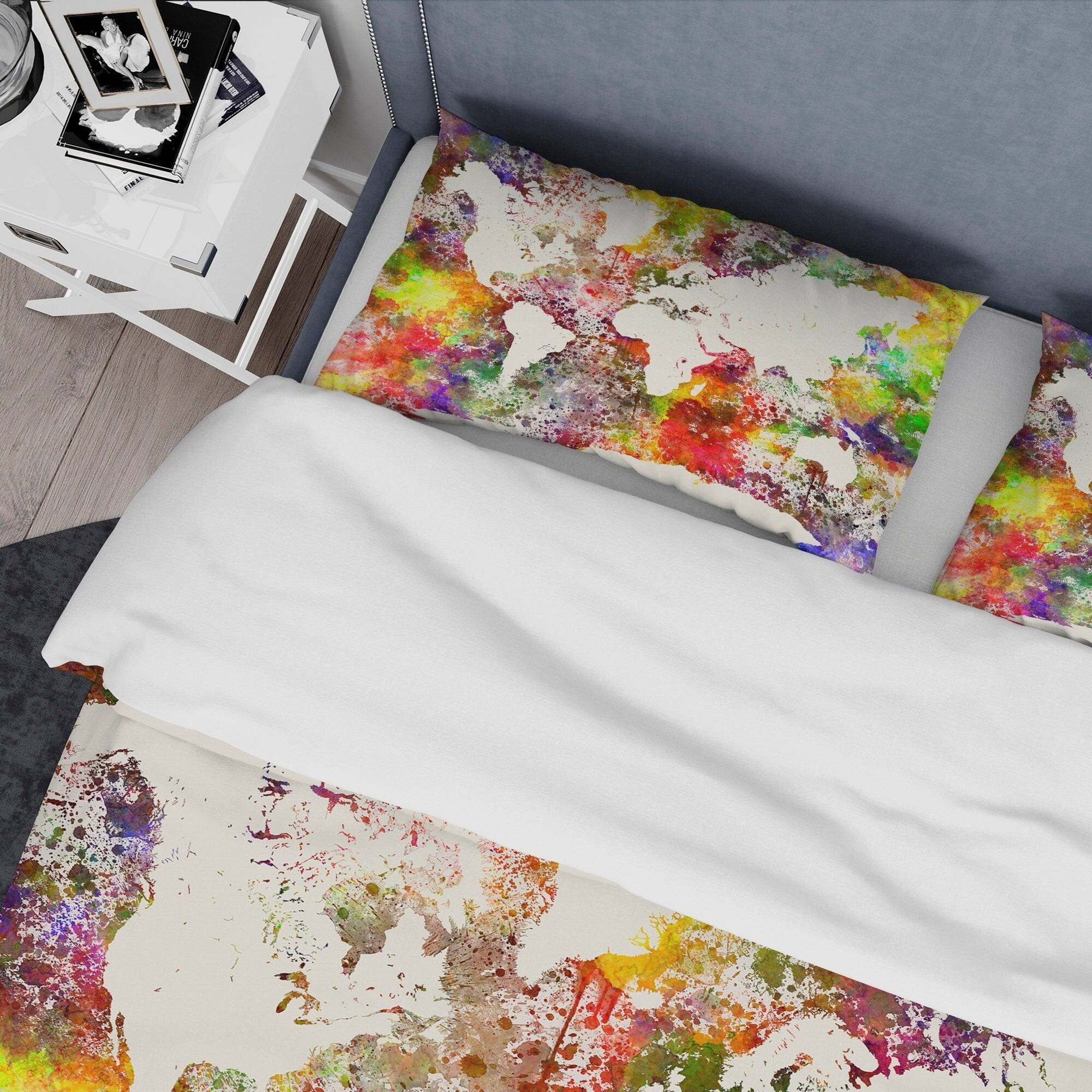 Designart &#x27;World Map in Great Colors&#x27; Watercolor Map Bedding Set - Duvet Cover &#x26; Shams