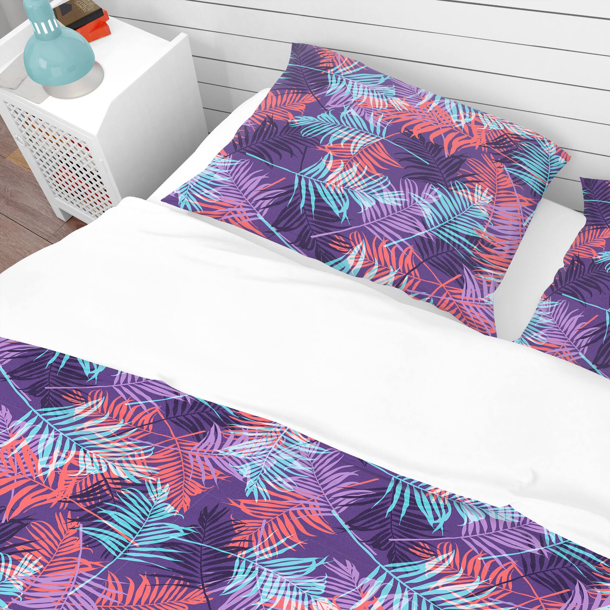 Designart 'Tropical Palm Leaves Pattern' Tropical Bedding Set - Duvet Cover & Shams