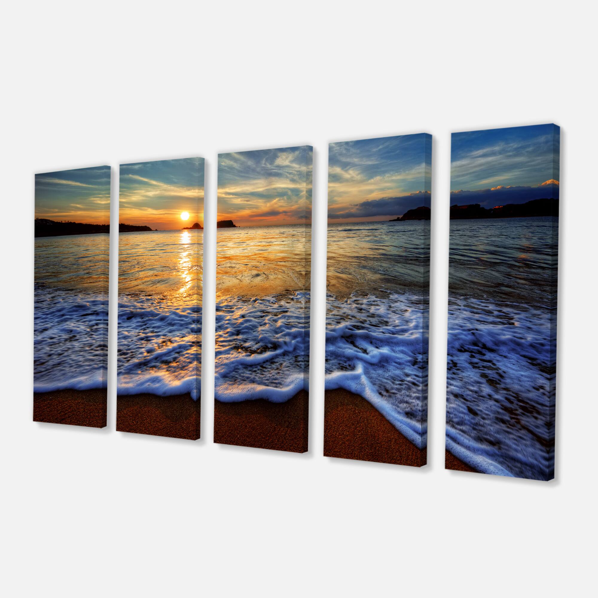 Designart - Peaceful Sandy Beach with Waves - Extra Large Canvas Art Print