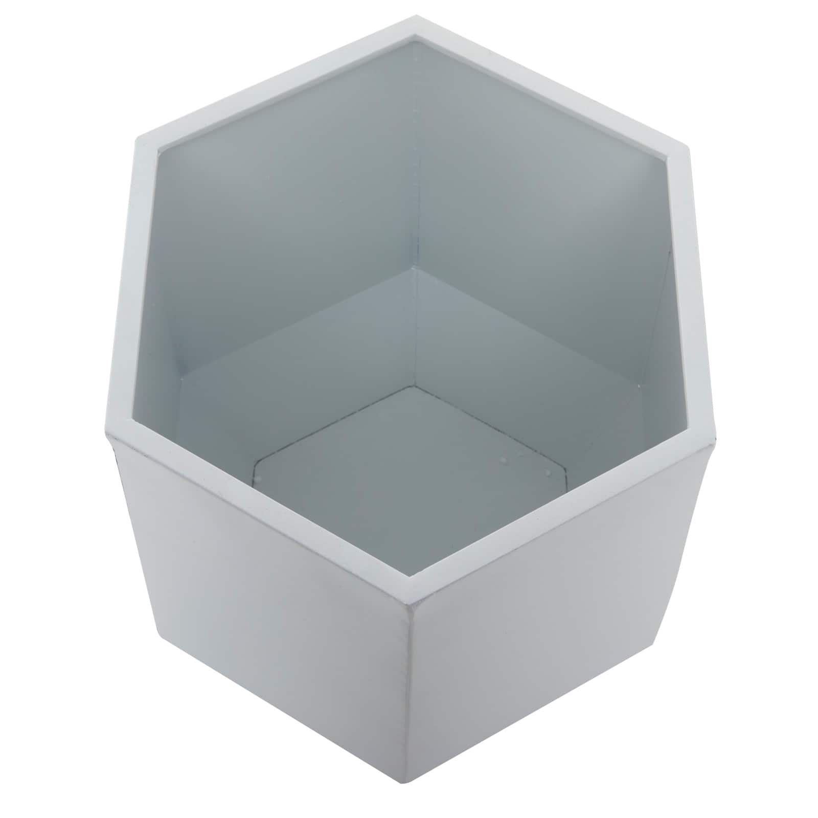 White Modern Planter, Set of 3" 20", 16", 10"