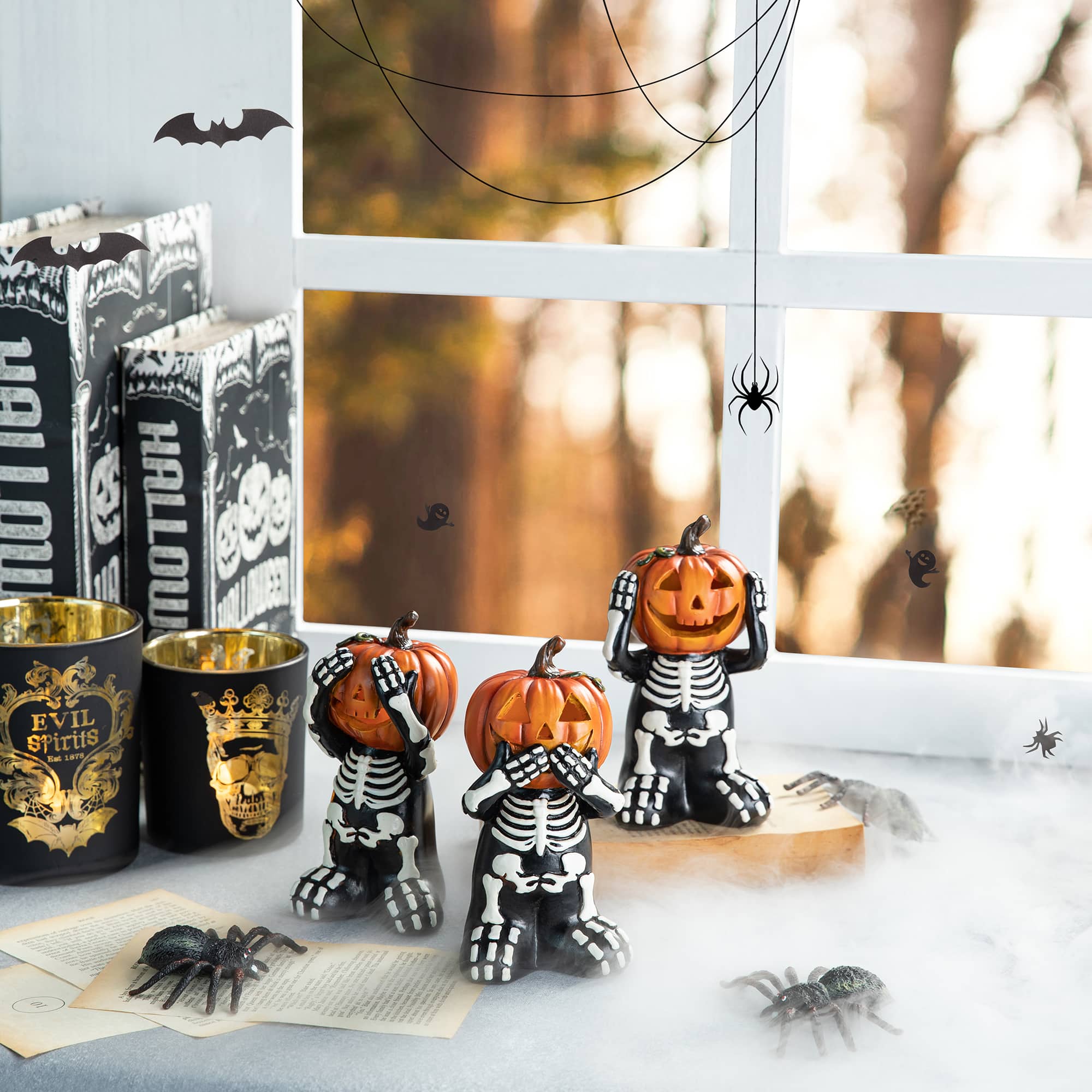 Glitzhome® 5.75" Halloween Skeleton Pumpkin Table Décor Set