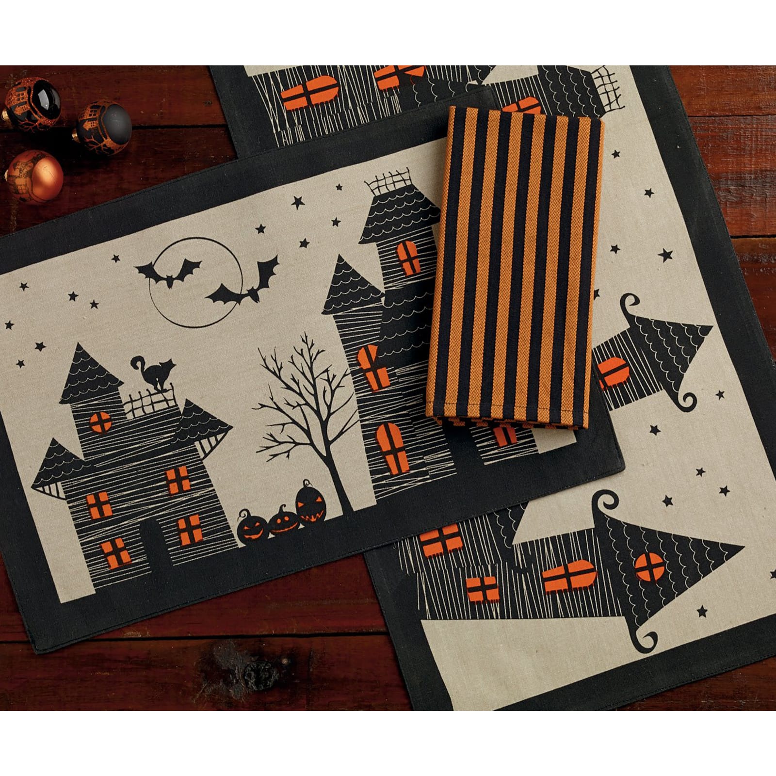 DII&#xAE; 72&#x22; Haunted House Jute Table Runner