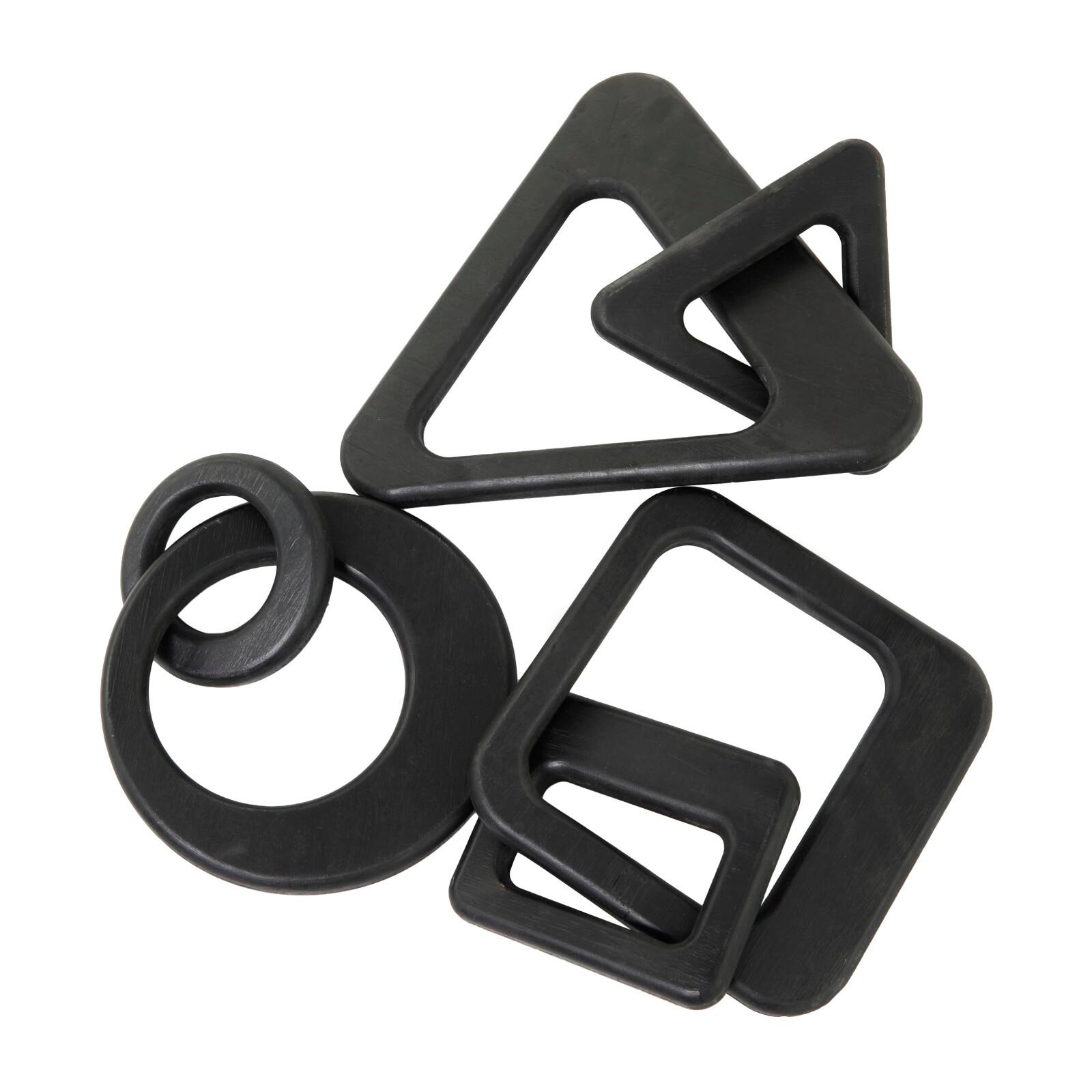 CosmoLiving by Cosmopolitan Wood Chain Sculpture Set