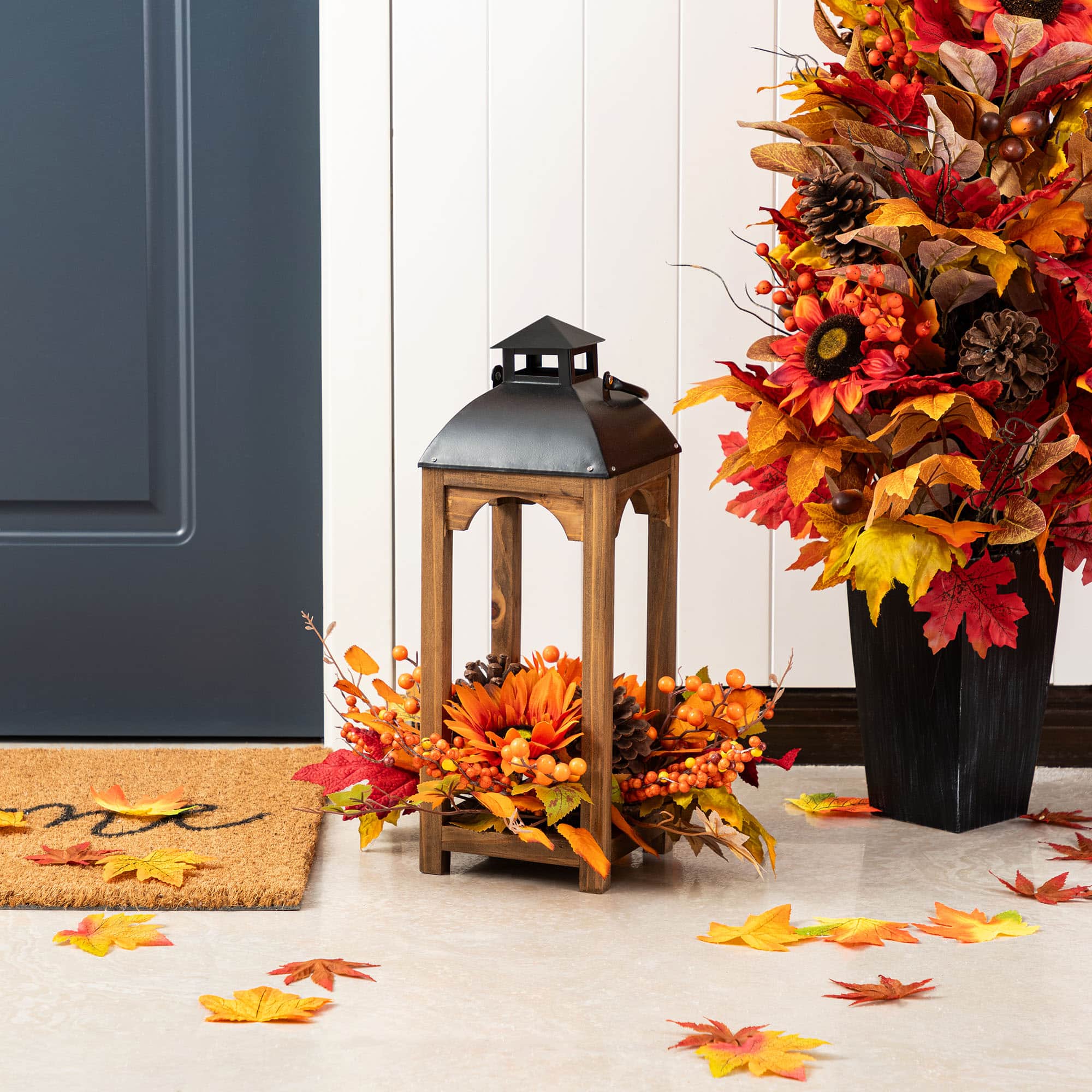 Glitzhome&#xAE; 20&#x22; Fall Sunflower, Pinecone and Berry Wood Lantern Centerpiece