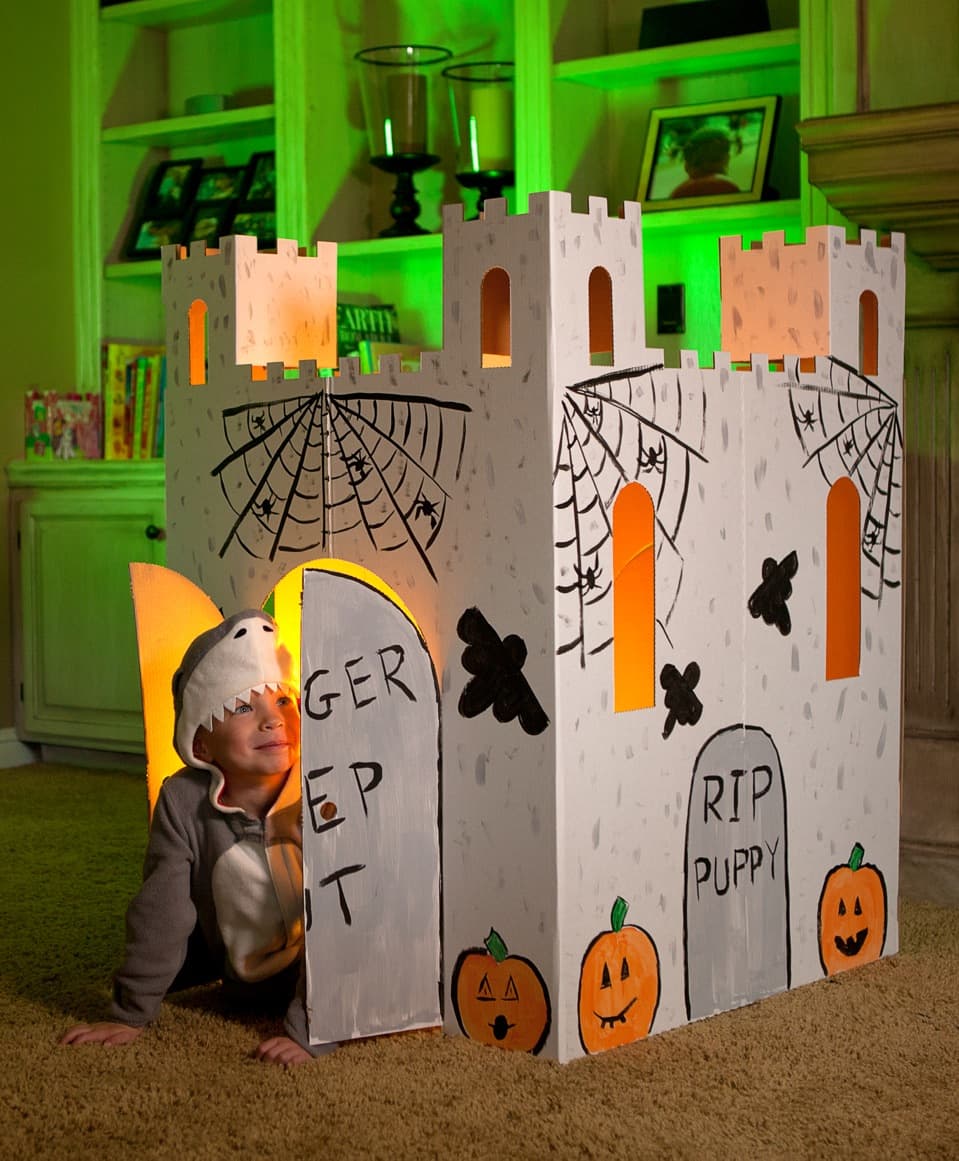 Easy Playhouse Castle Cardboard Playhouse