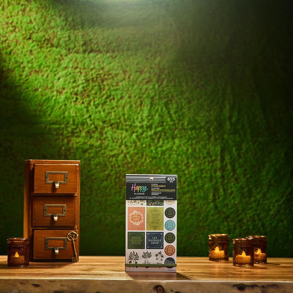 The Classic Happy Planner&#xAE; Herbarium Sticker Book
