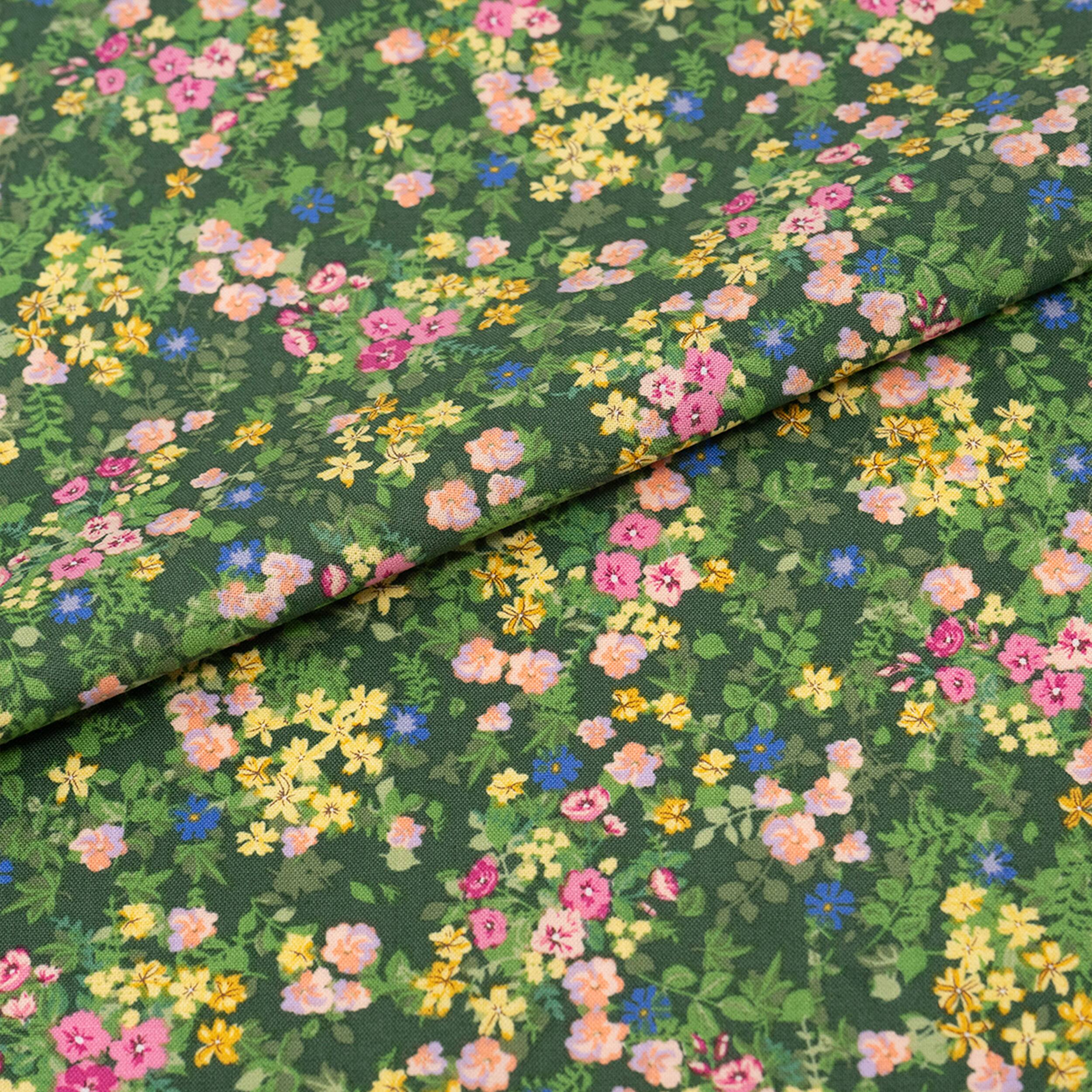 SINGER Bright Floral on Green Cotton Fabric
