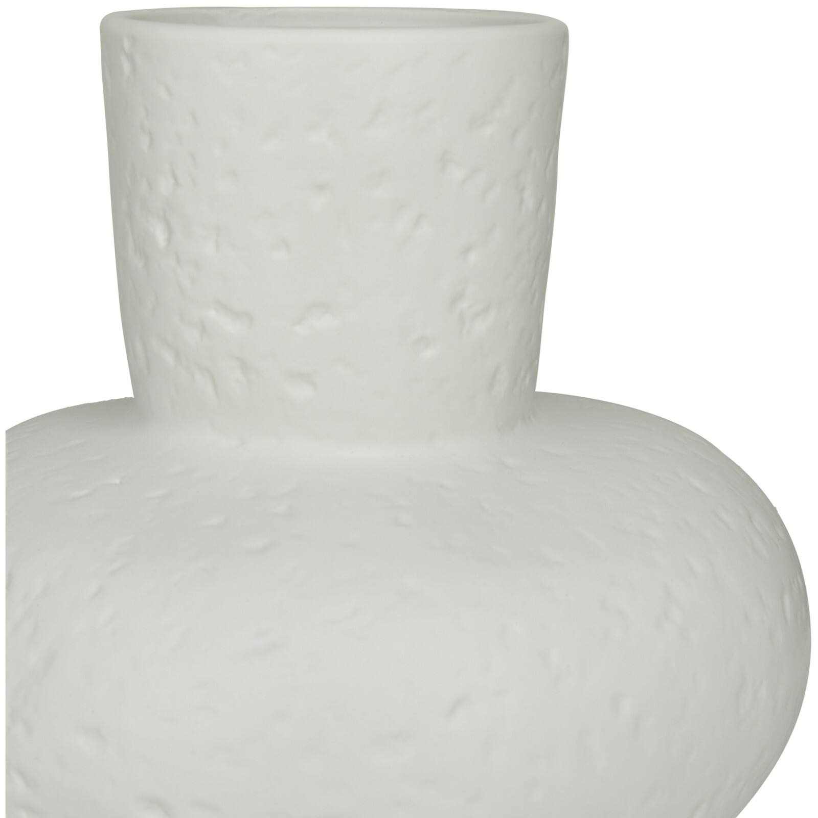 CosmoLiving by Cosmopolitan White Ceramic Gourd Style Vase Set of