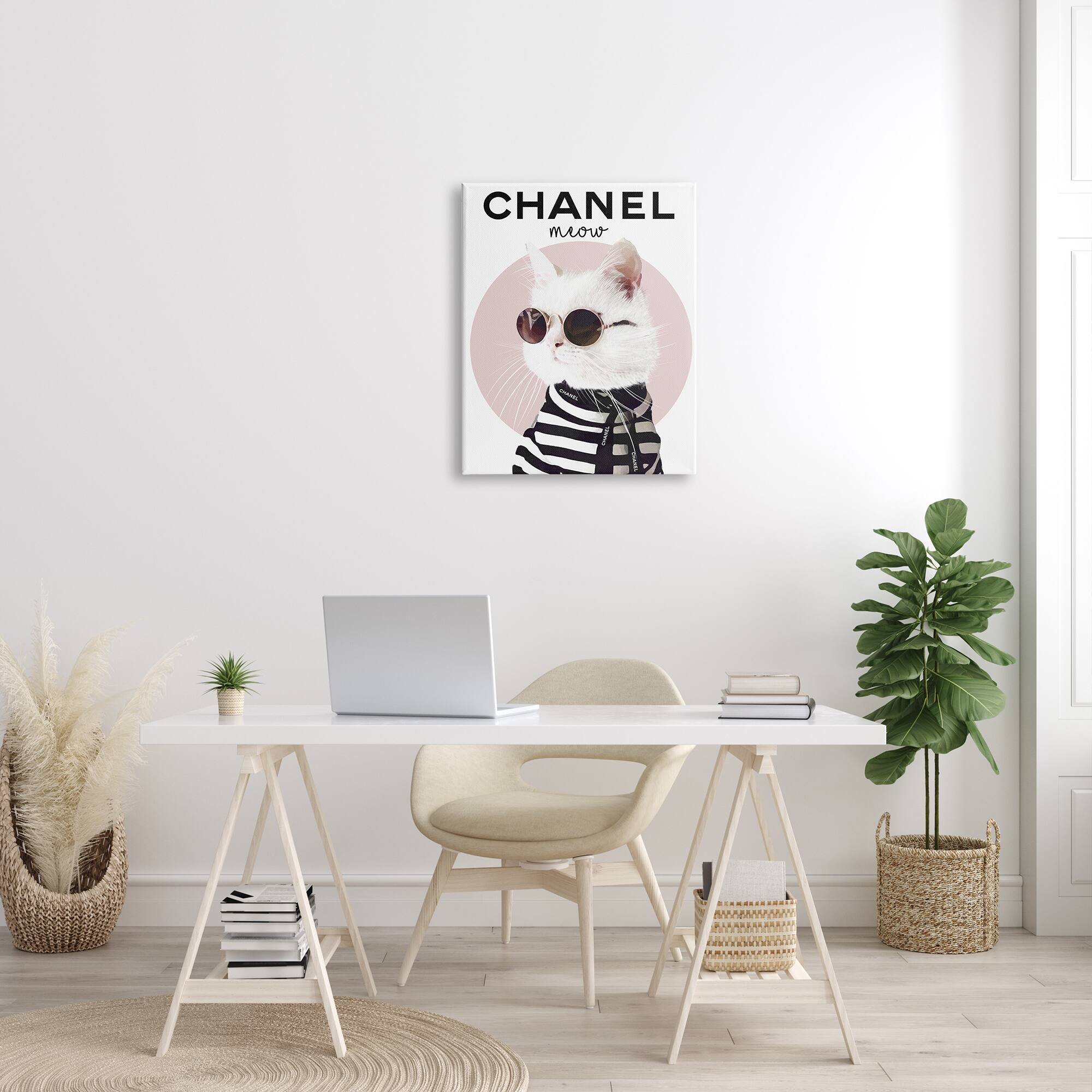 Stupell Industries Chic Kitty Cat Meow Glam Fashion Pink Circle Canvas Wall Art