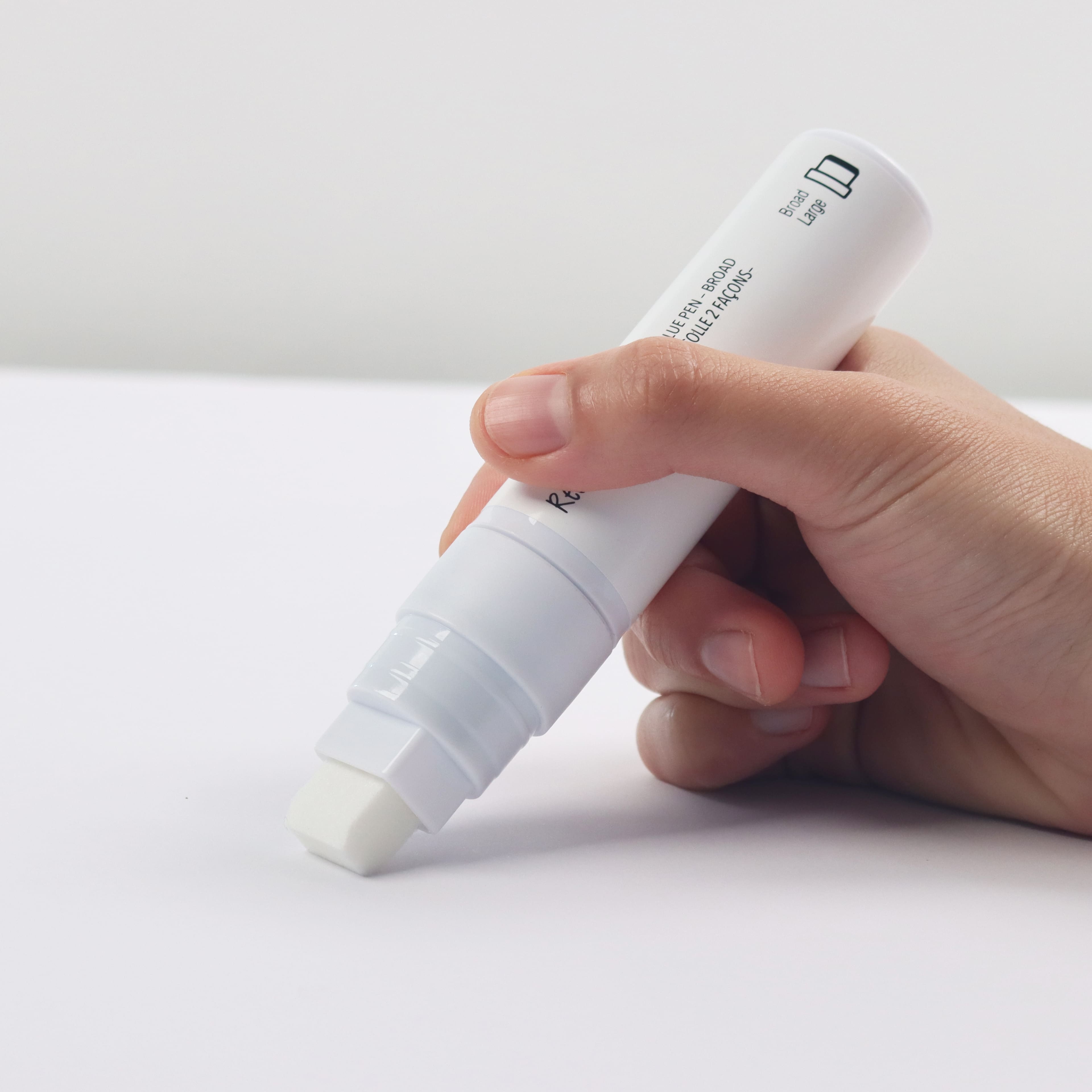 2-Way Glue Broad Tip Pen by Recollections&#x2122;