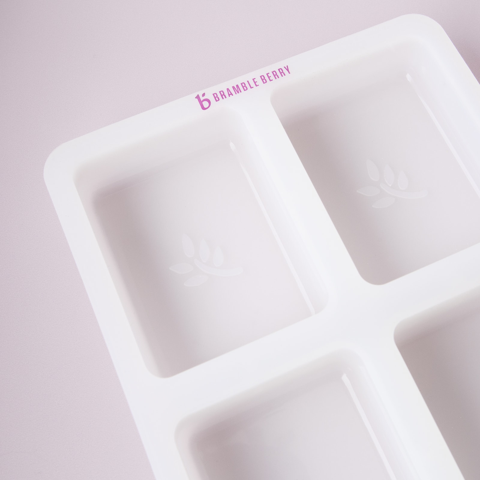 Bramble Berry 4 Cavity Classic Leaf Silicone Mold