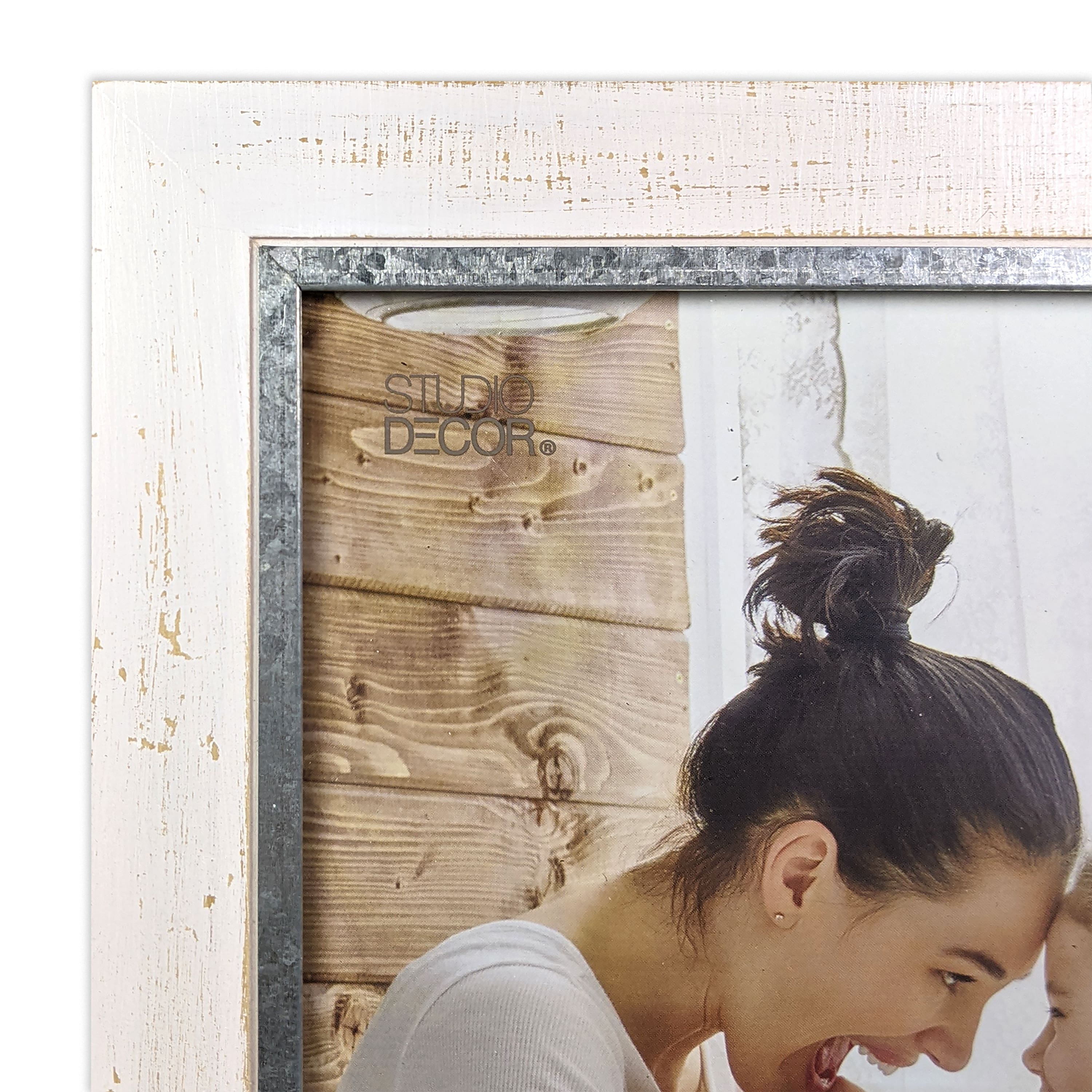 Cadre blanc avec bordure argentée de 8" x 10" Expressions de Studio Décor