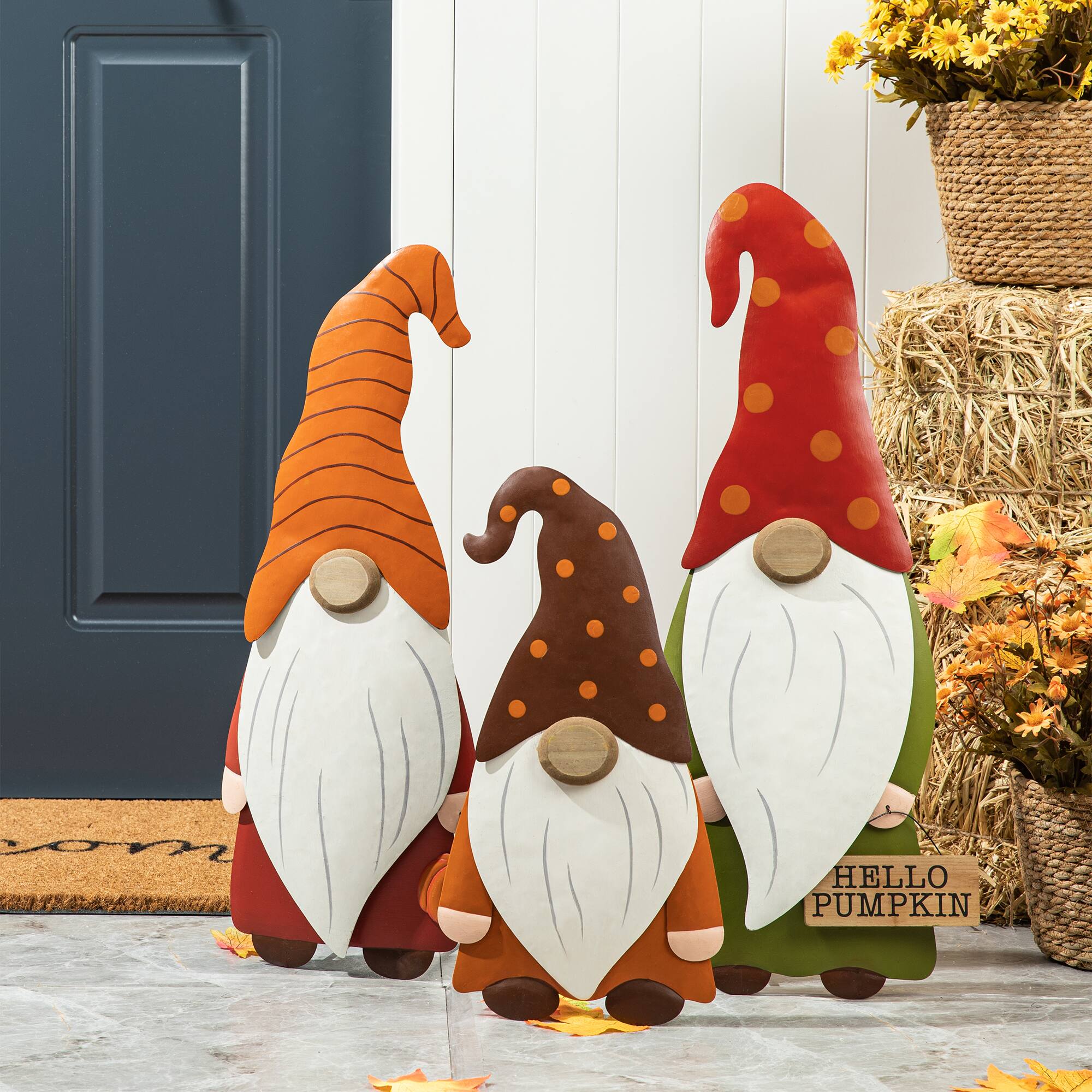 Glitzhome&#xAE; Gnome Family Metal Yard Stake or Standing D&#xE9;cor Set