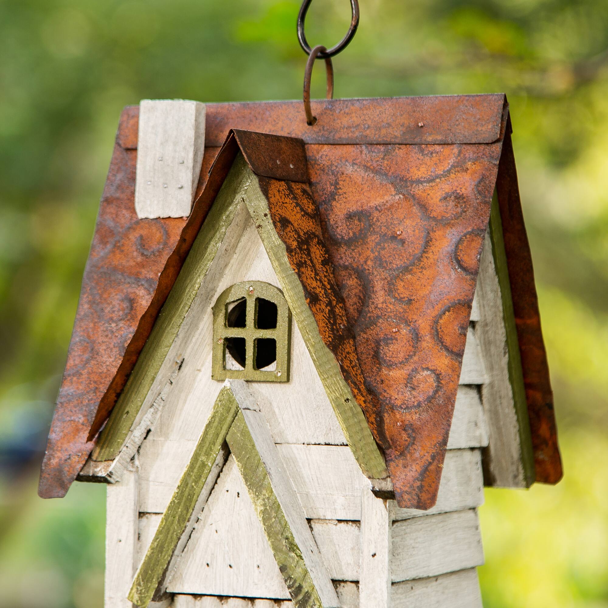 Glitzhome® 12" Washed White Distressed Cottage Birdhouse