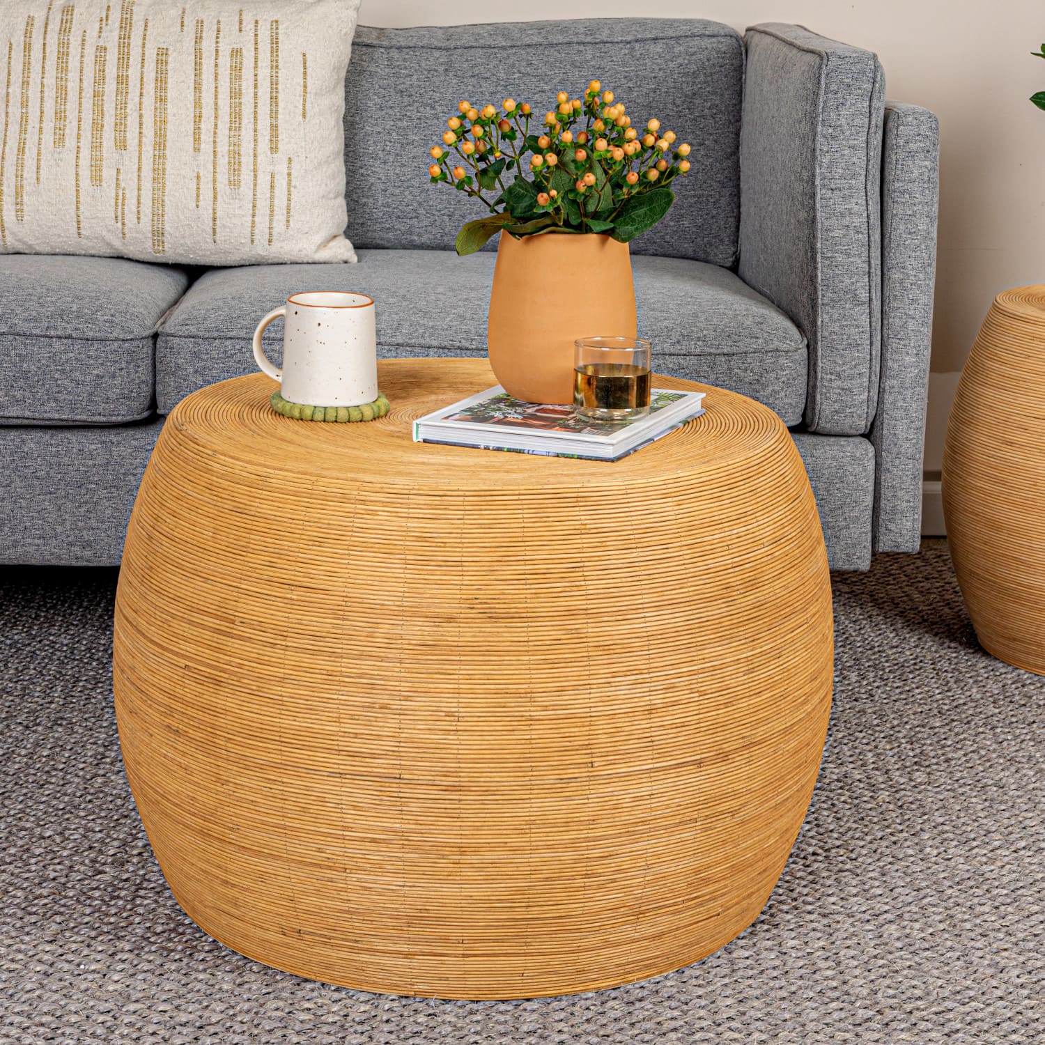 18&#x22; Natural Wide Rattan Round Accent Table