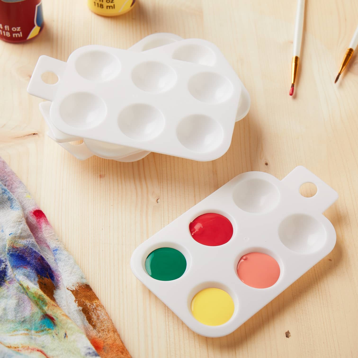 6 Pack: 6-Well Plastic Palette by Craft Smart&#xAE;