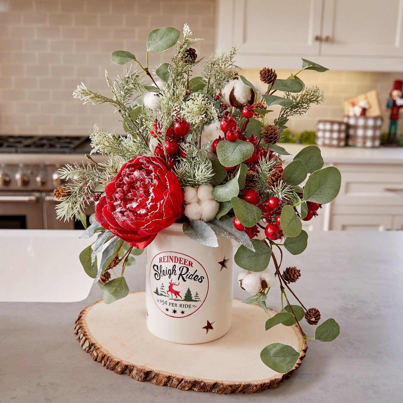 Christmas Décor Guide: Happy Holiday Hosting Floral Arrangement