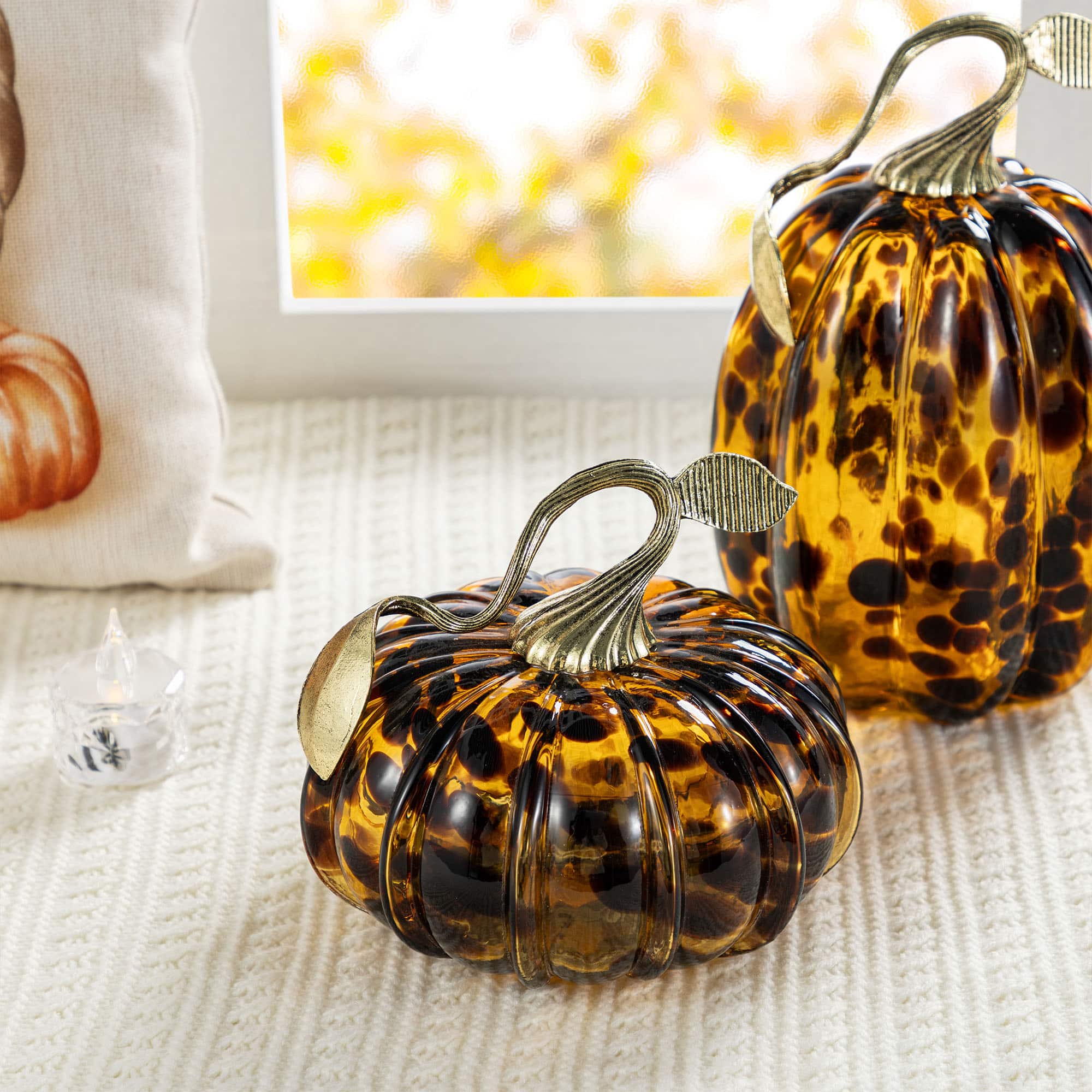 Glitzhome&#xAE; Amber Dots Glass Pumpkin