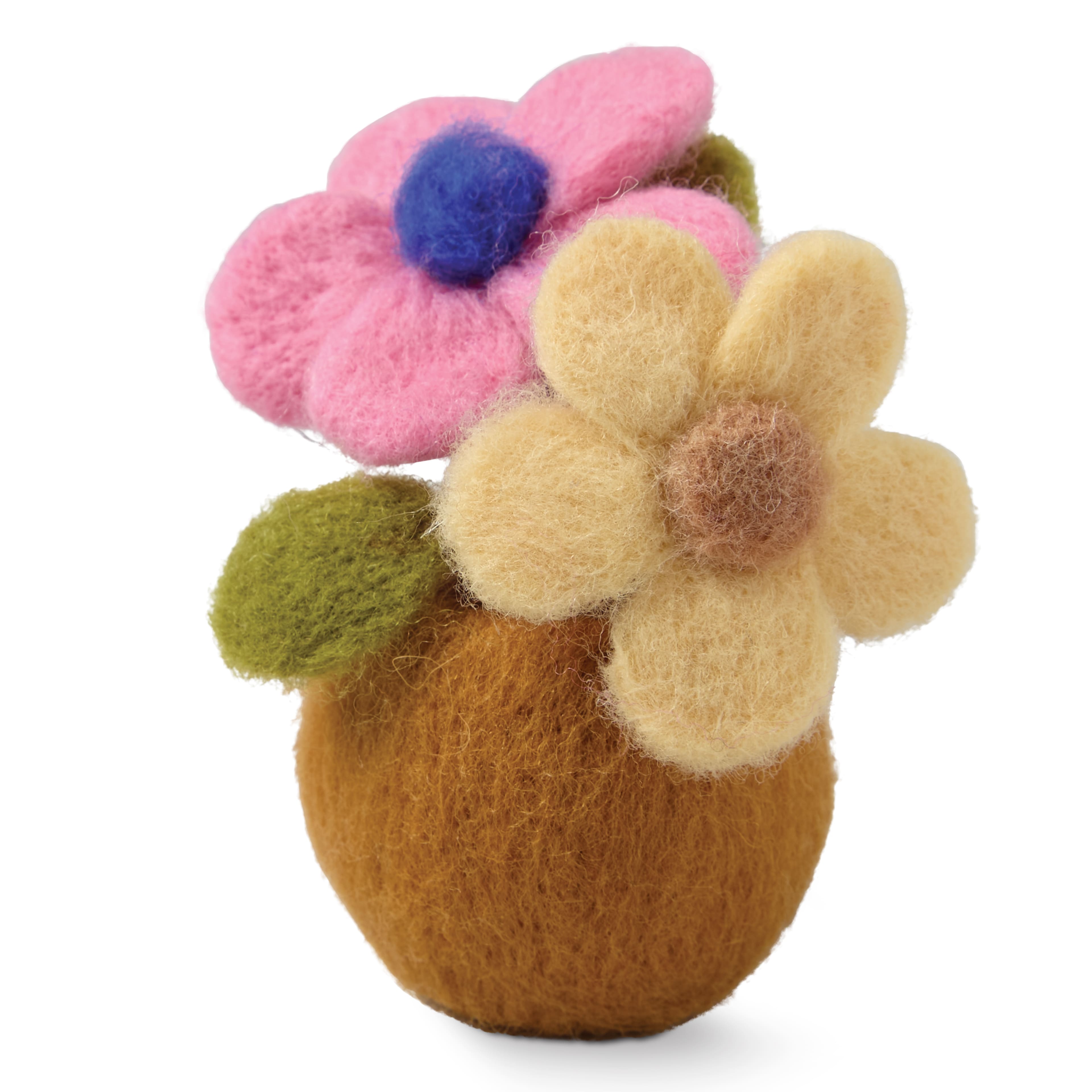 Flower Pot Felting Kit by Loops & Threads®