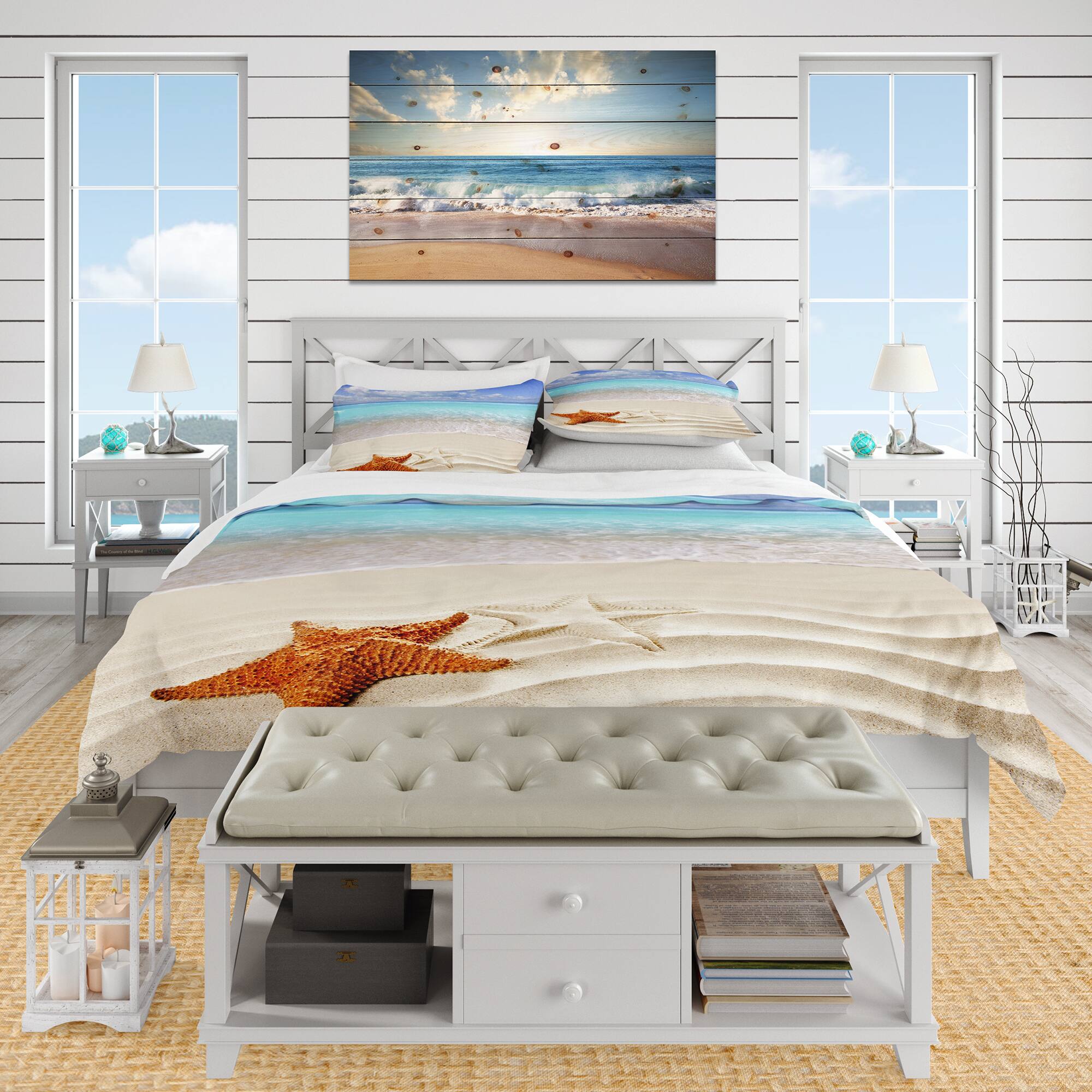 Designart 'Brown Starfish on Caribbean Beach' Beach Bedding Set