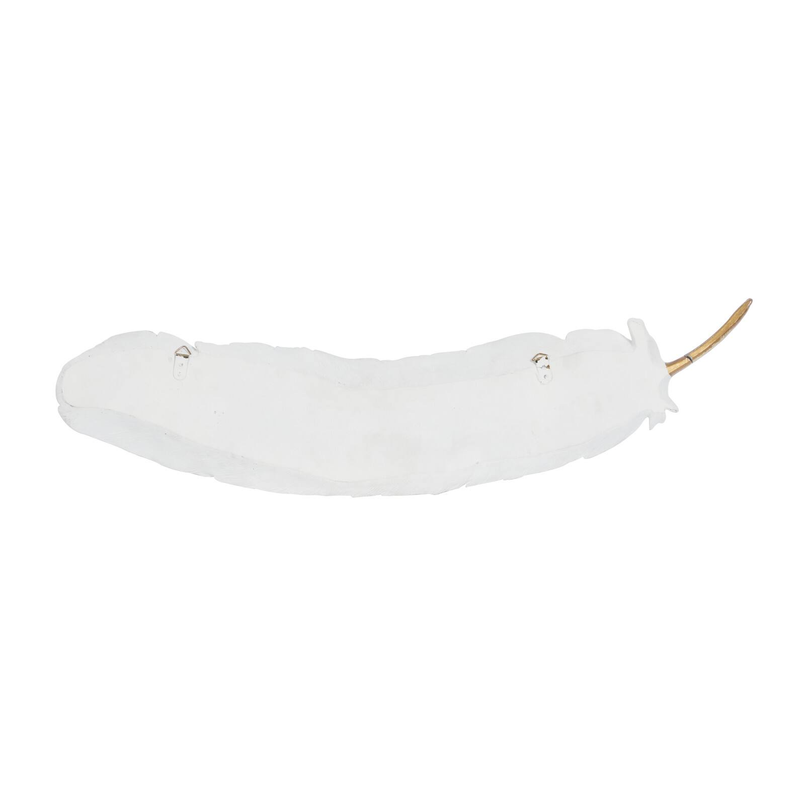 CosmoLiving by Cosmopolitan White Polystone Feather Wall D&#xE9;cor