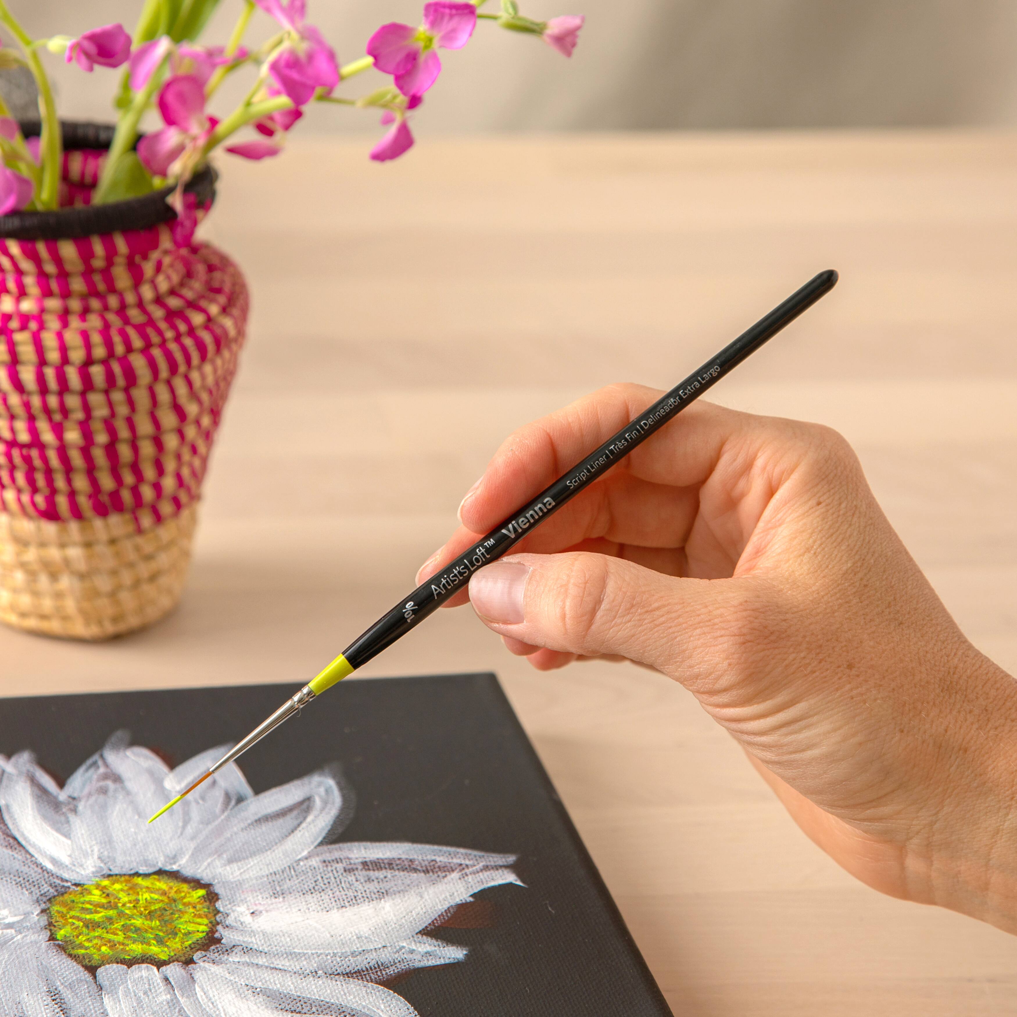 Golden Taklon Short Handle Script Liner Brush by Artist's Loft™ Vienna