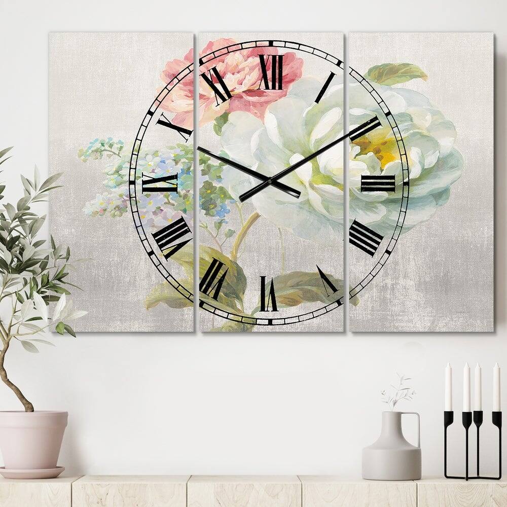 Designart Country Flower Bouquet Lodge 3 Panel Wall Clock