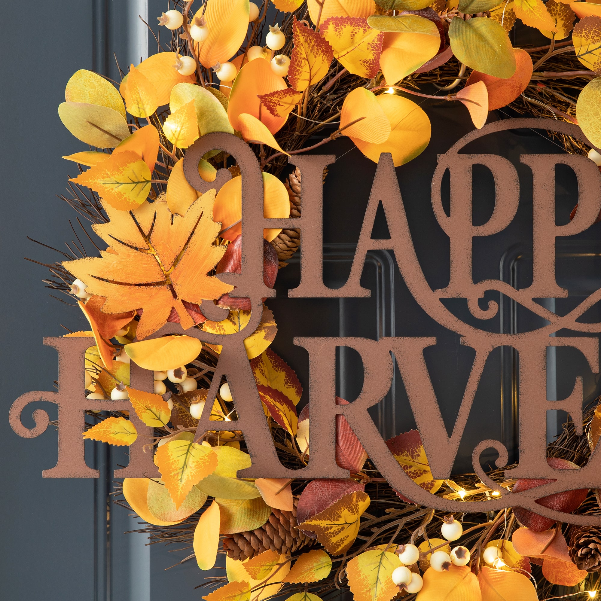 Glitzhome&#xAE; 24&#x22; Metal &#x22;HAPPY HARVEST&#x22; Wall D&#xE9;cor