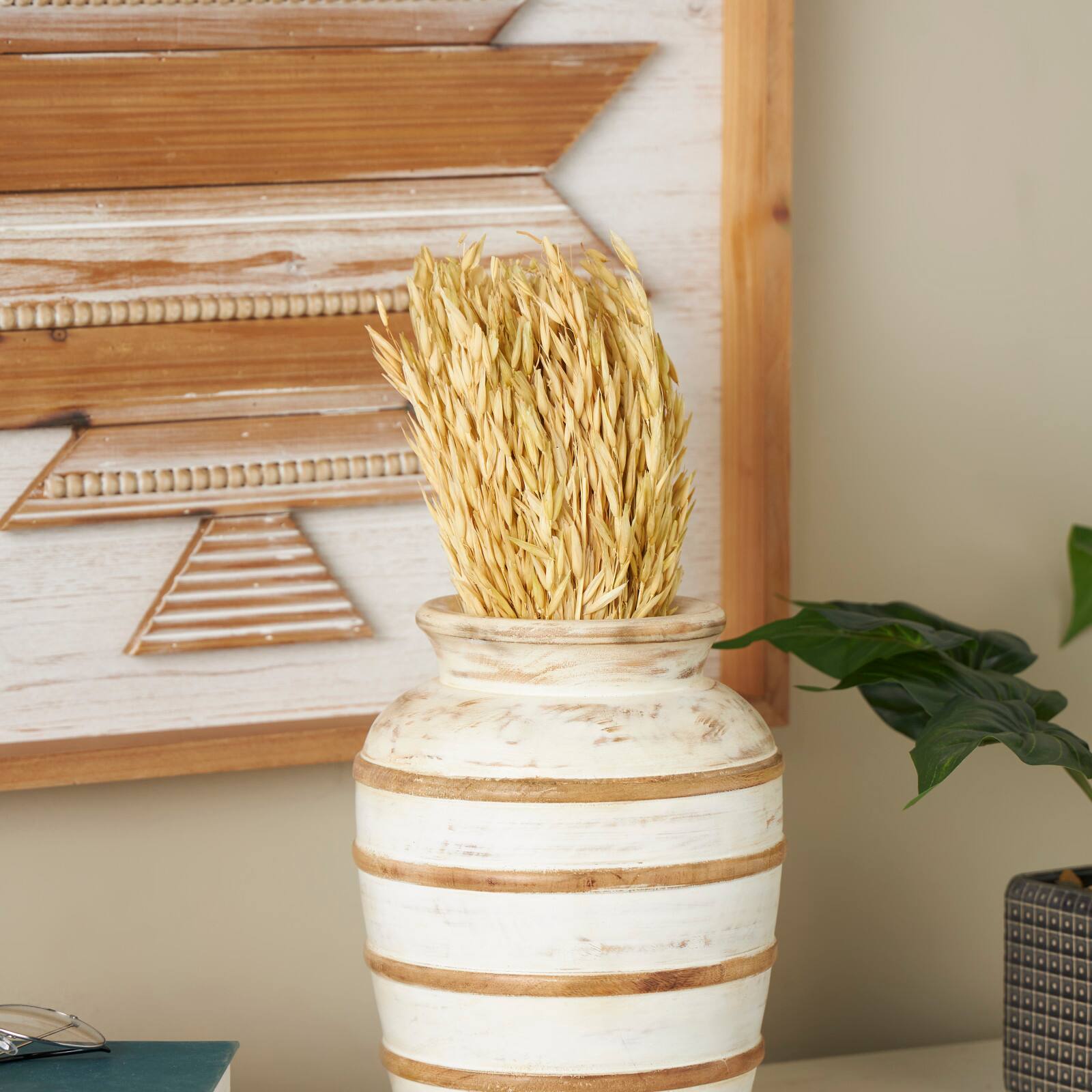 Beige Dried Wheat Stalk Bundle