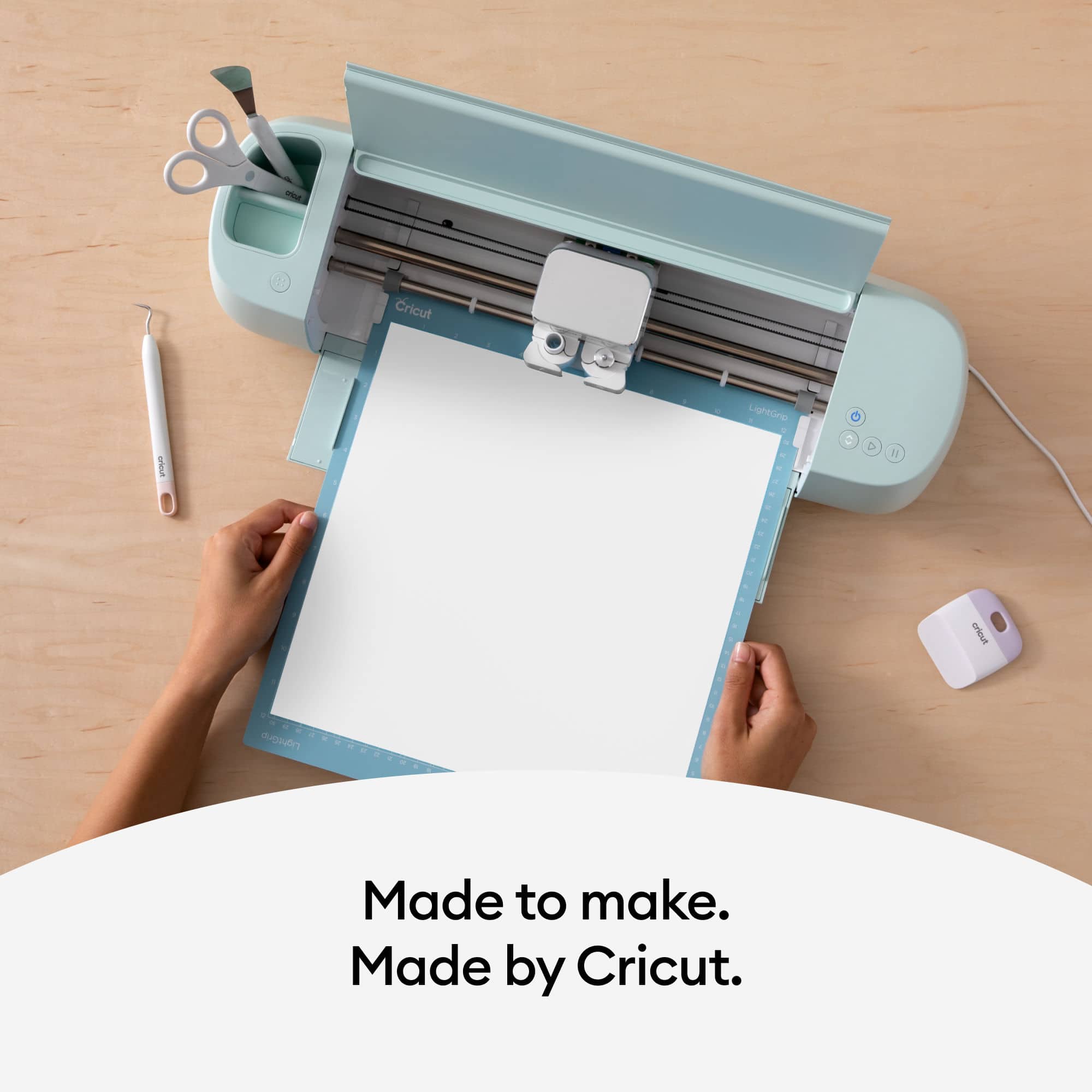 Cricut&#xAE; UV-Activated Color-Changing Iron-On