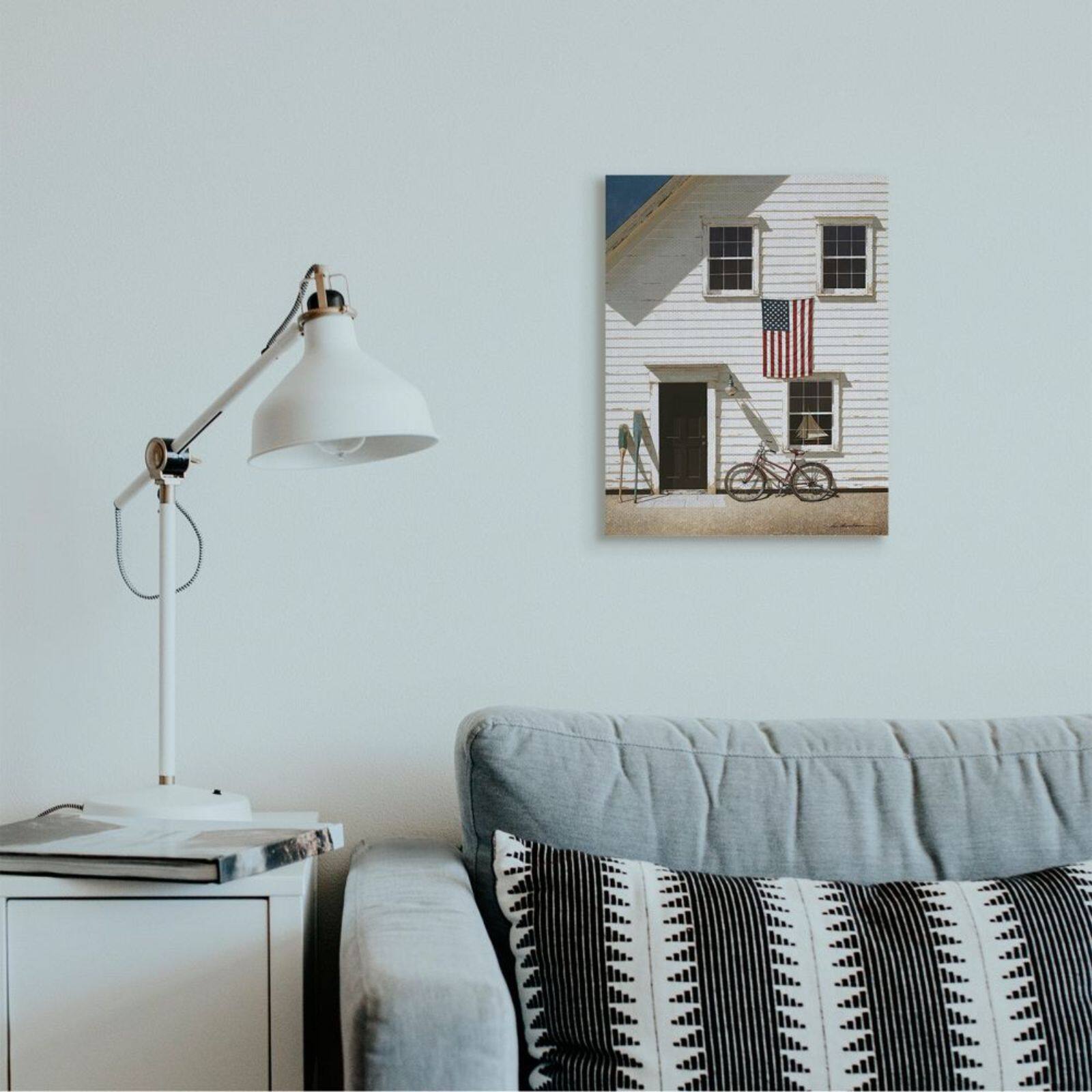 Stupell Industries Vintage Americana Cape House Front Wall Art