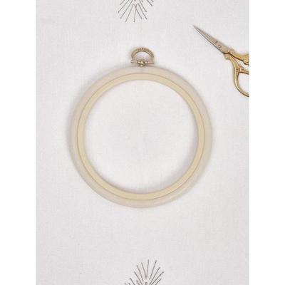 Nurge Flexi Hoop Telaio Da Ricamo Quadrato Rosa, 23x25 Cm, Per Punto Croce E Display, Con Gancio Per Appendere