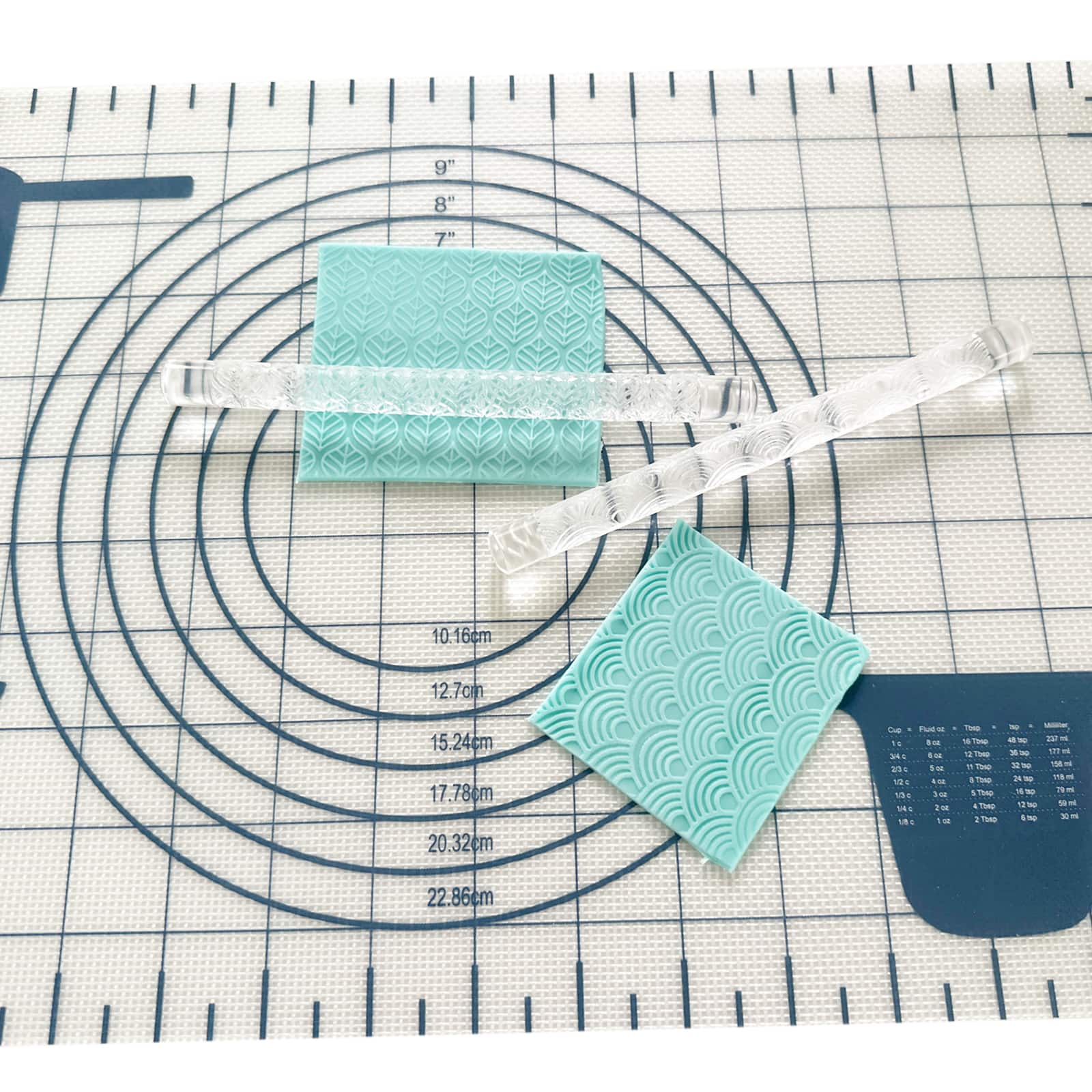 Leaf &#x26; Scallop Decorative Acrylic Roller Set by Makery&#x2122;