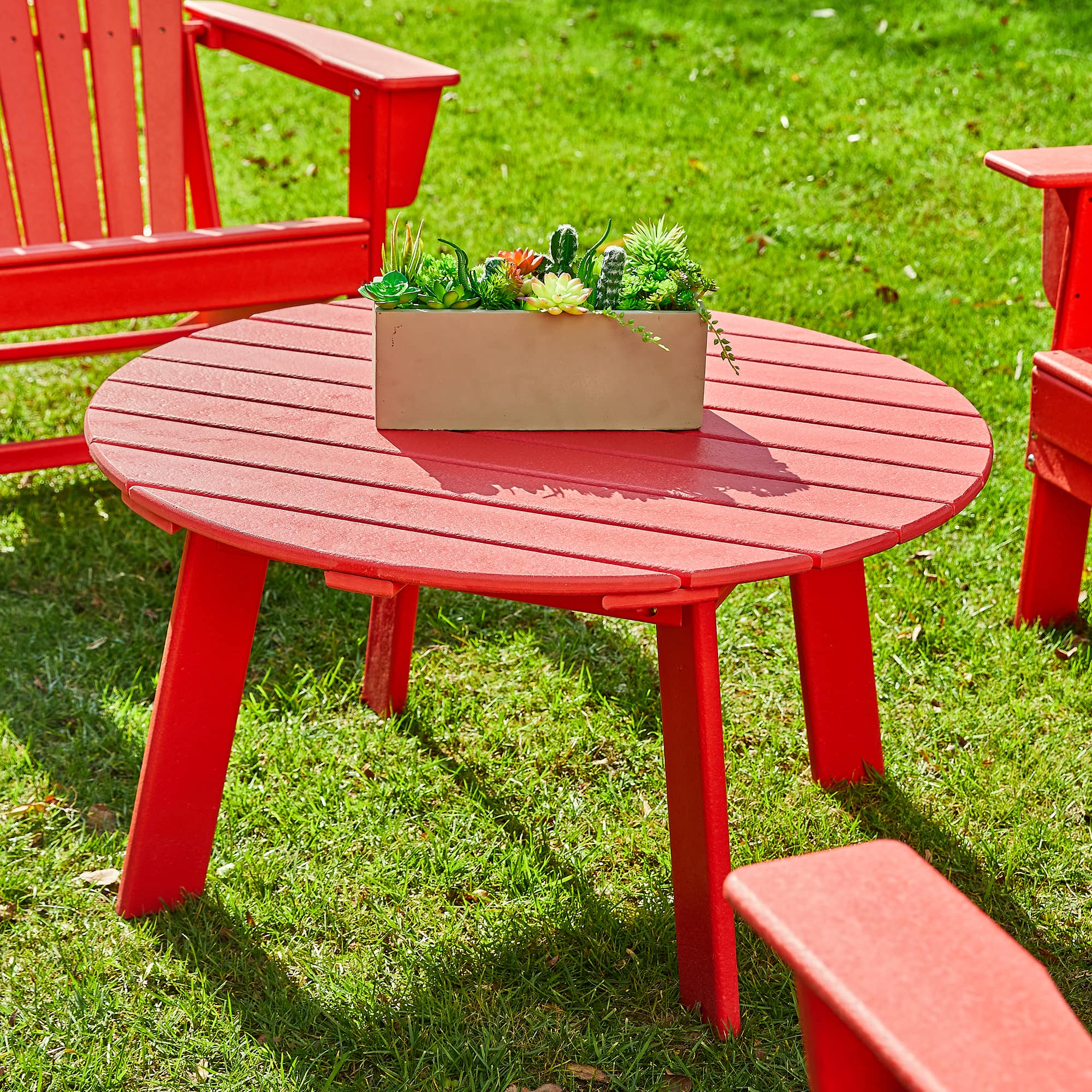 Glitzhome&#xAE; 32&#x22; Red Round Outdoor Coffee Table