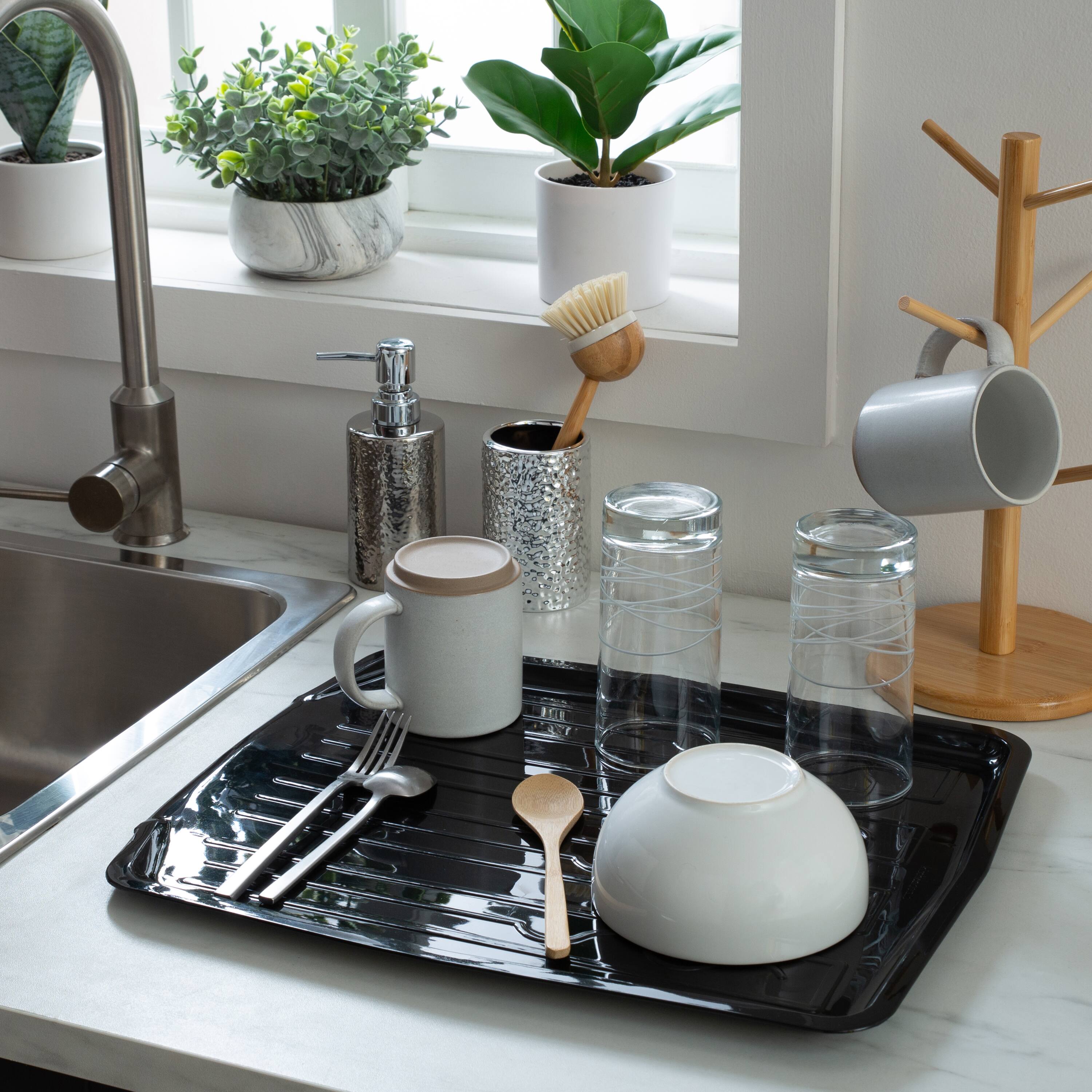 Kitchen Details Countertop Draining Tray