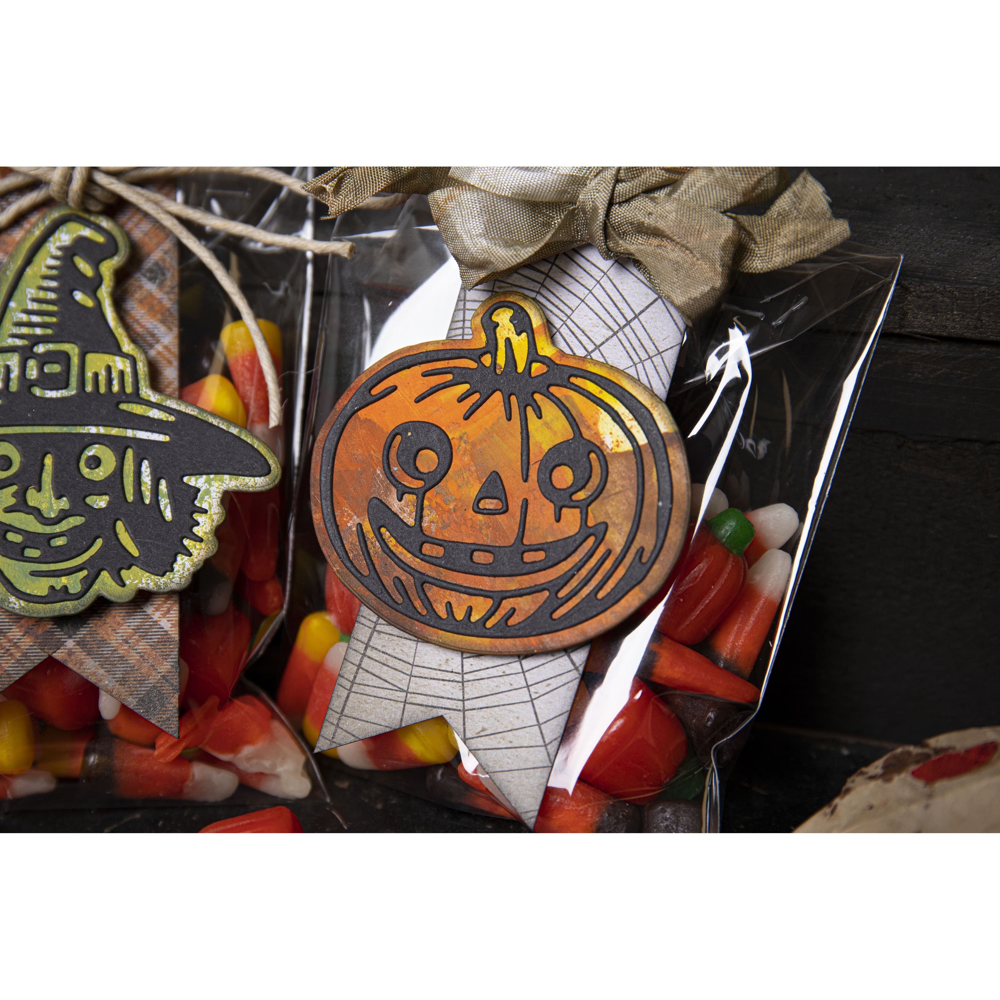 Sizzix&#xAE; Thinlits&#x2122; Retro Halloween Dies by Tim Holtz