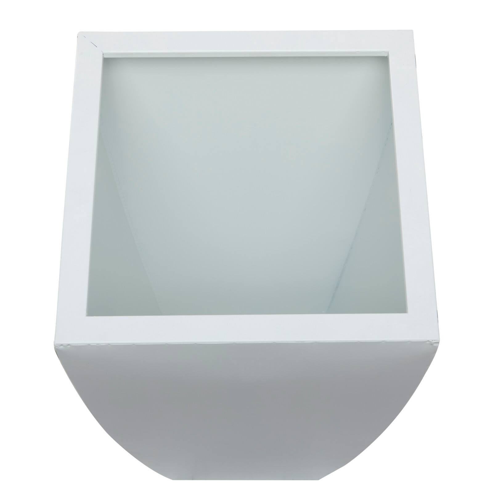 White Modern Planter, Set of 3" 30", 25", 20"