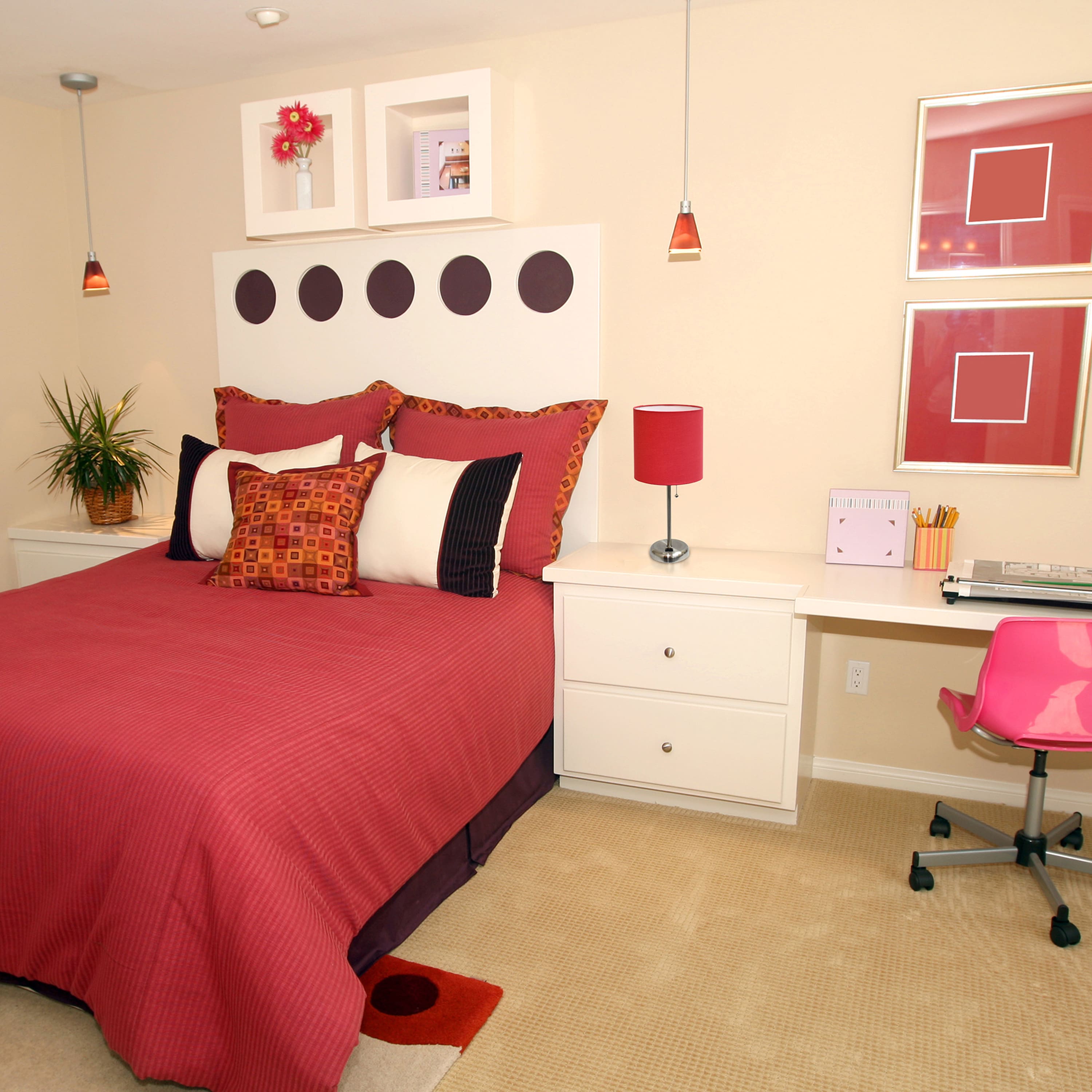 LimeLights 19.5" Stick Lamp with Charging Outlet and Fabric Shade