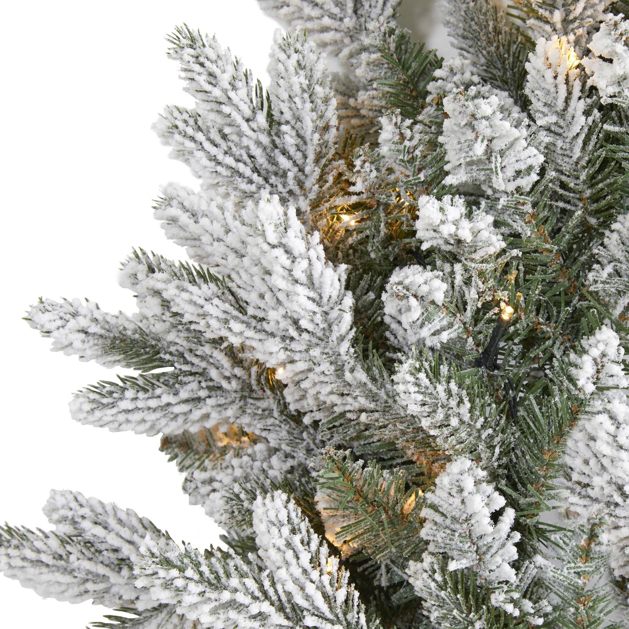 24" LED Flocked Artificial Christmas Wreath