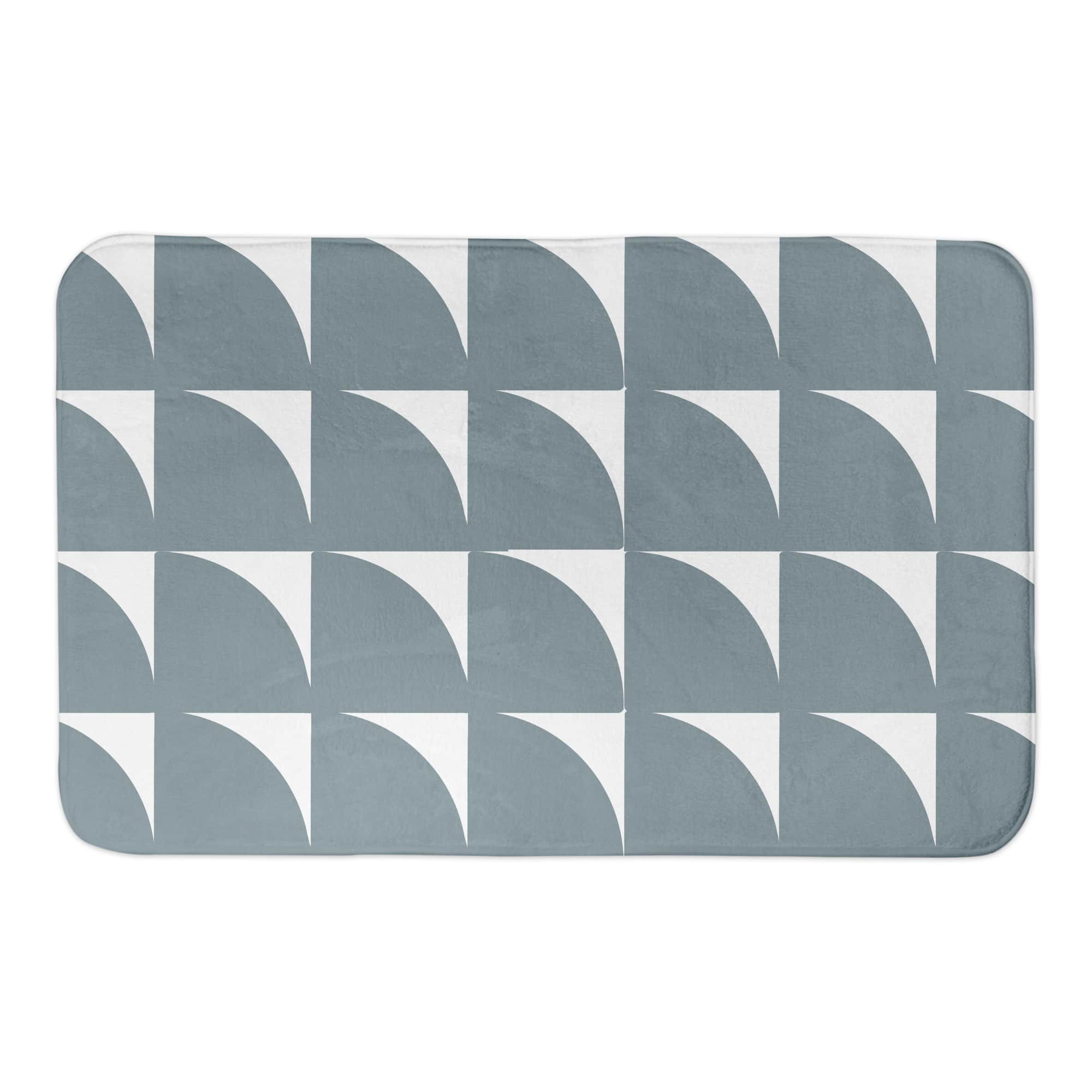 Quarter Circle 34" x 21" Bath Mat